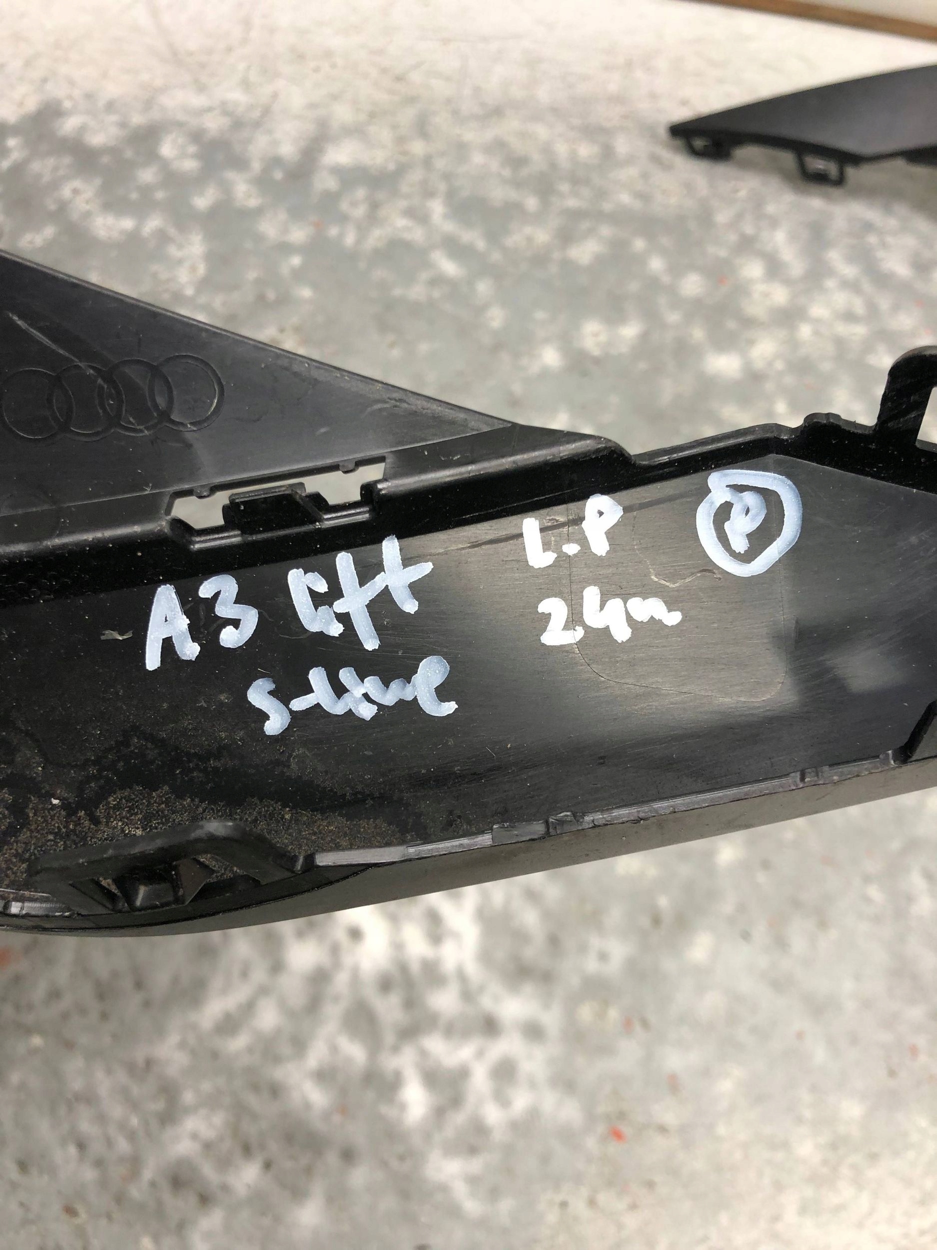 grid of a bumper left front S-LINE AUDI A3 8Y 8Y0807681J