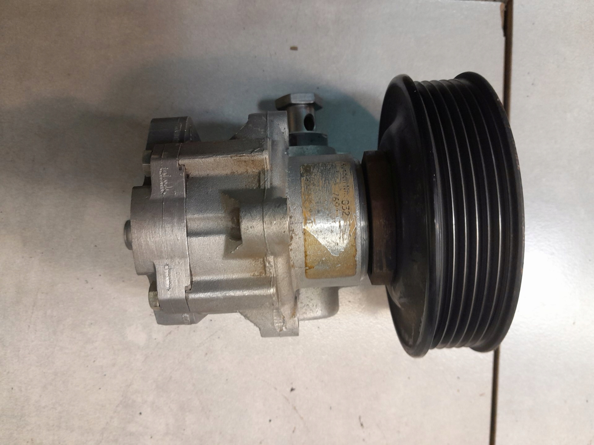 Pompe direction assistée 030145269A VW