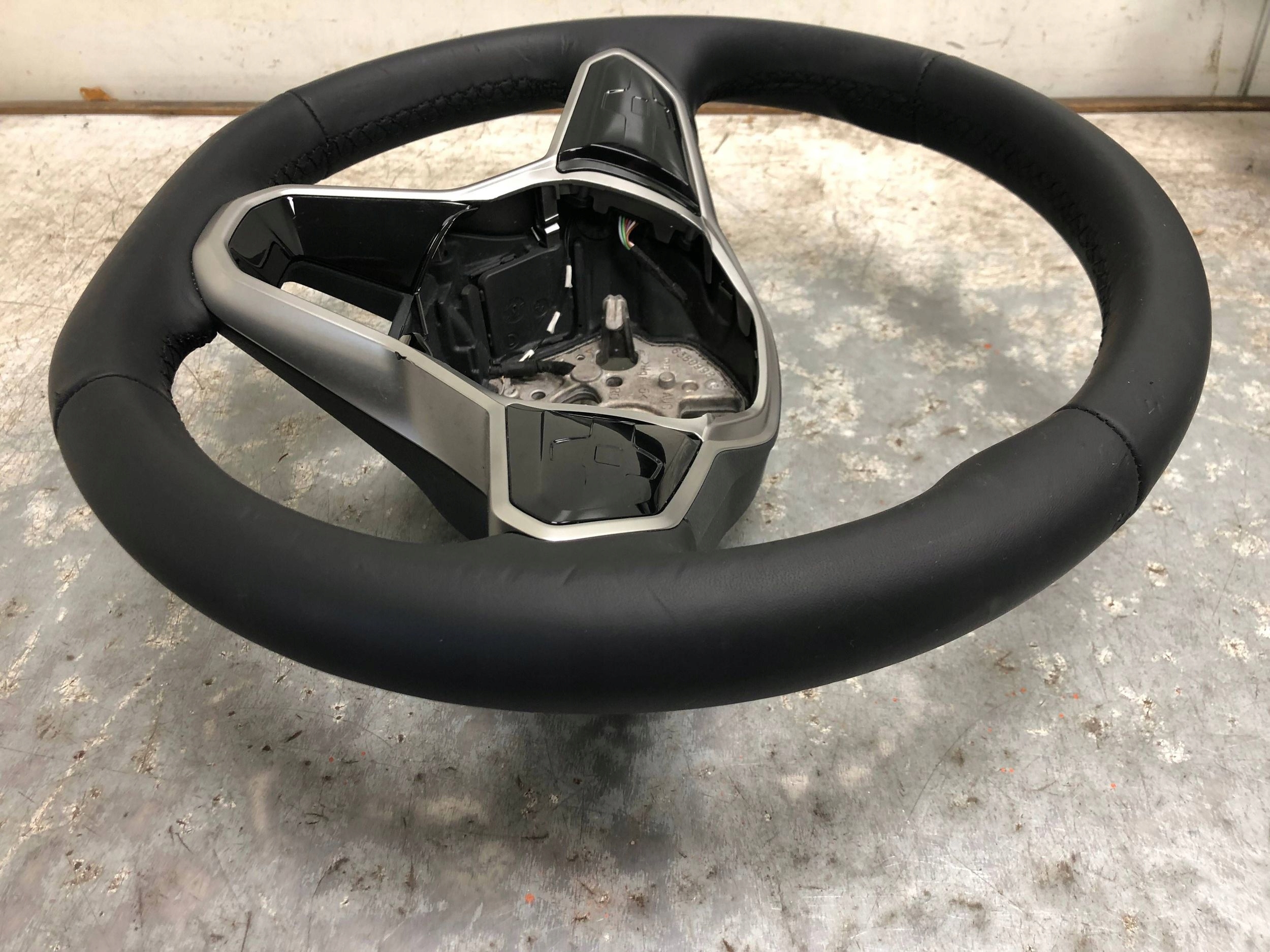 lenkrad Leder MULTIFUNKCJA DOTYKOWA VW ID3 ID.3 ID4 ID.4 10A419089