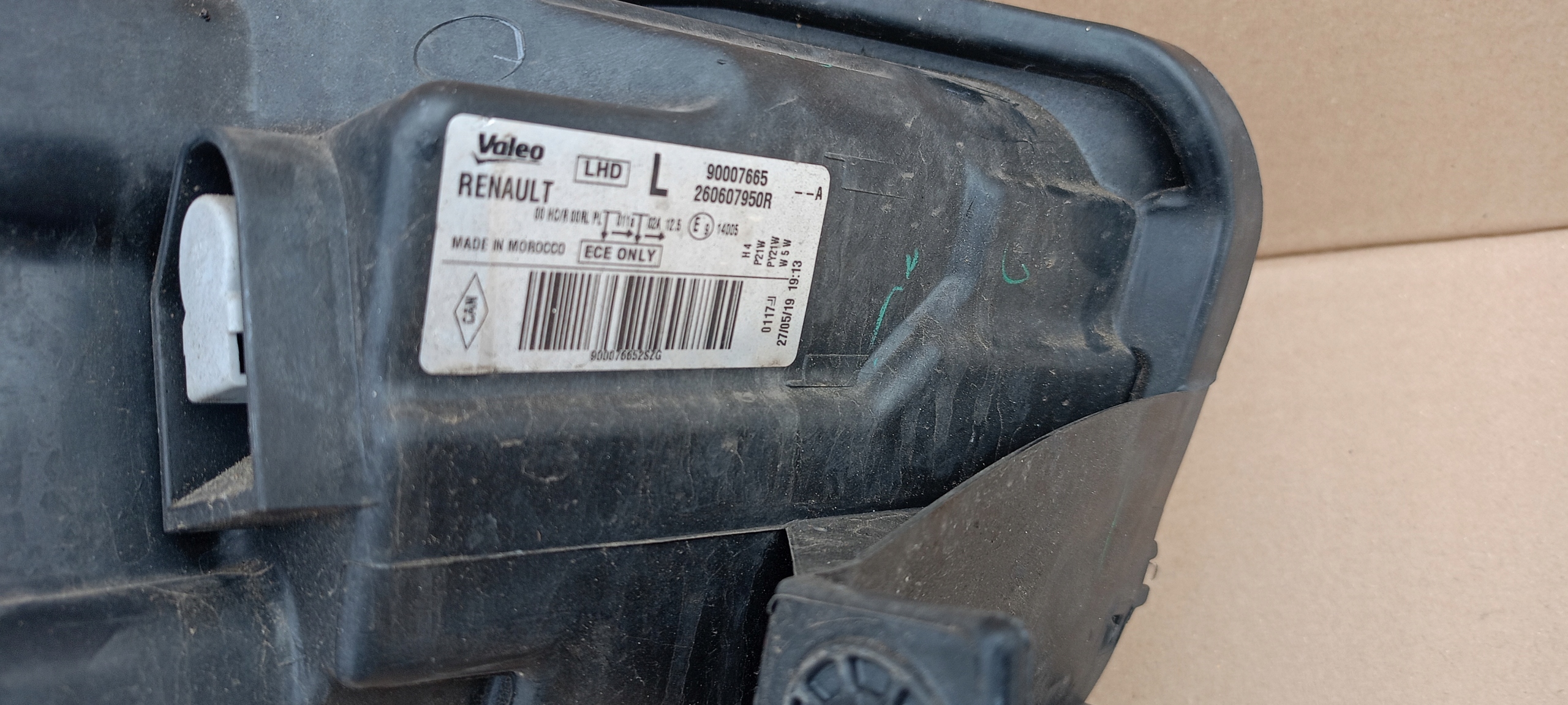 фара левая Dacia DOKKER LODGY 12-21rok 260607950R 90007665