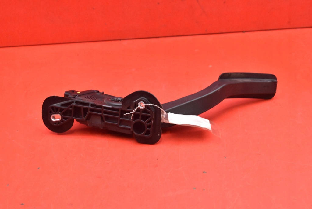 potentiometer accelerator pedal 6PV933370-17 TESLA MODEL S P85D AWD 12-20