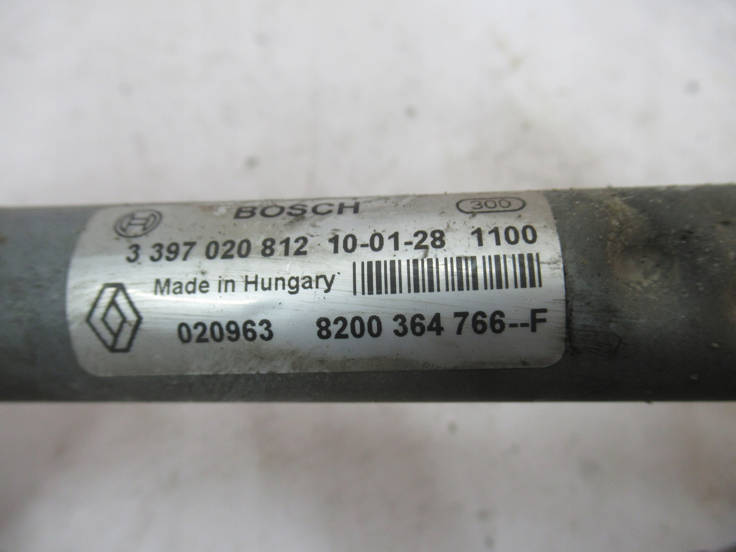 WISCHERGESTÄNGE RENAULT TWINGO II 07