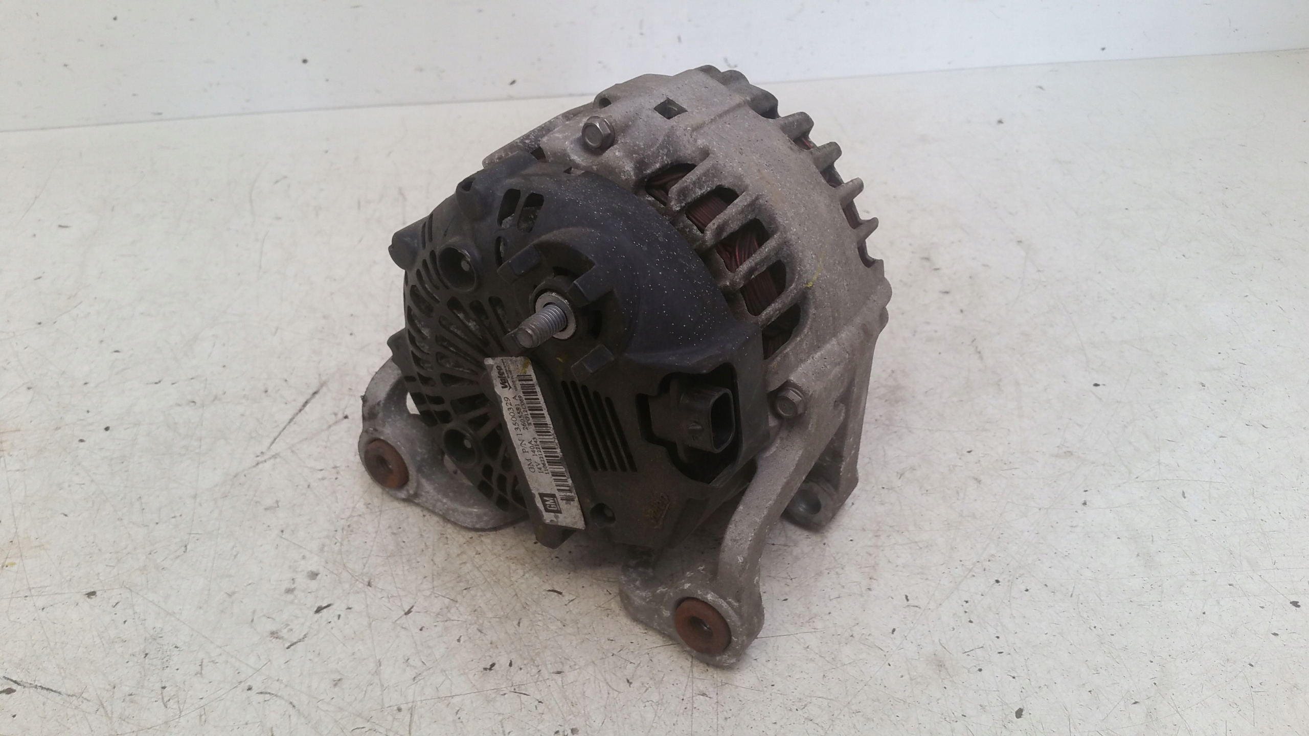 Alternator 13500329 Opel Astra J