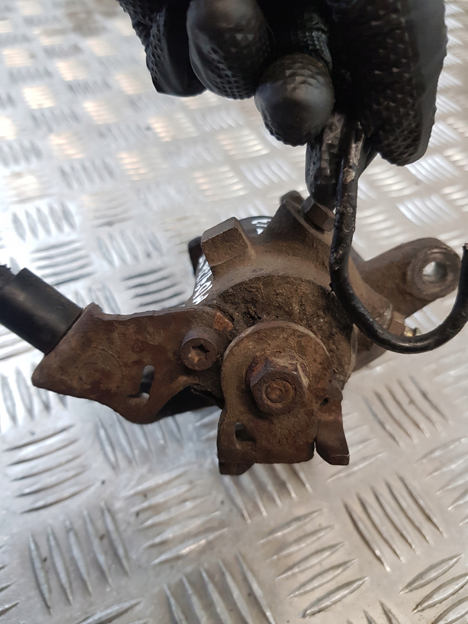 caliper brake right rear part PEUGEOT 307 04R