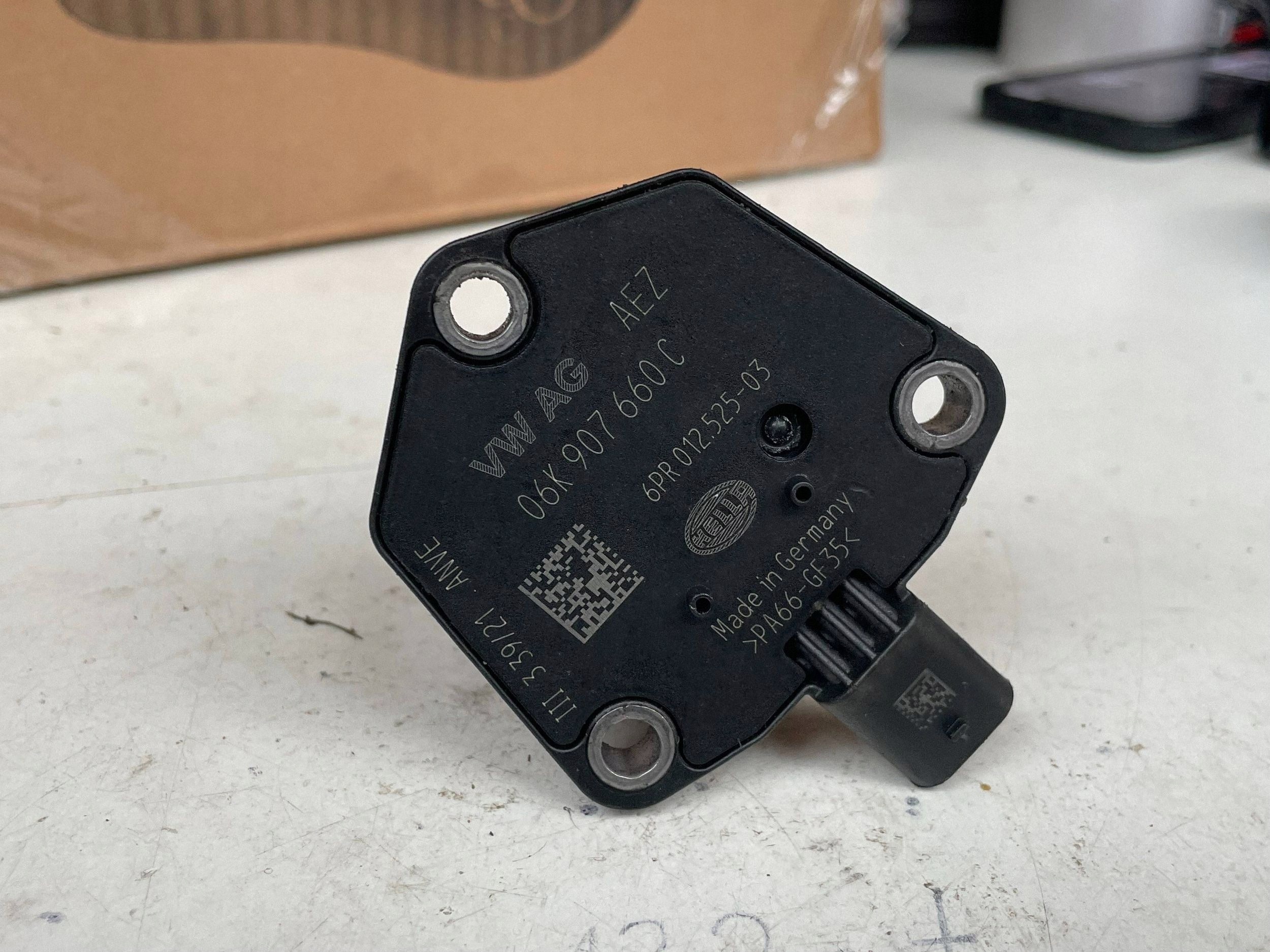 sensore Livello olio SKODA OCTAVIA MK4 06K907660C @M