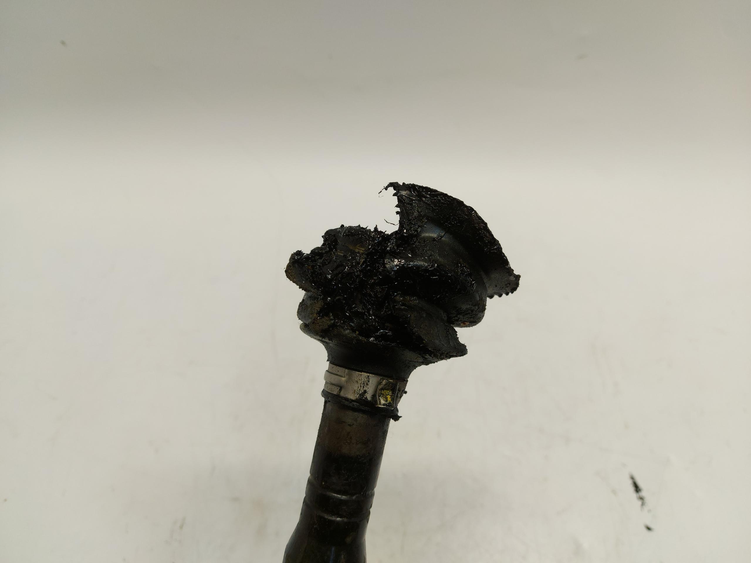 BMW iX1 X1 U11 semi-axis front right 9884798