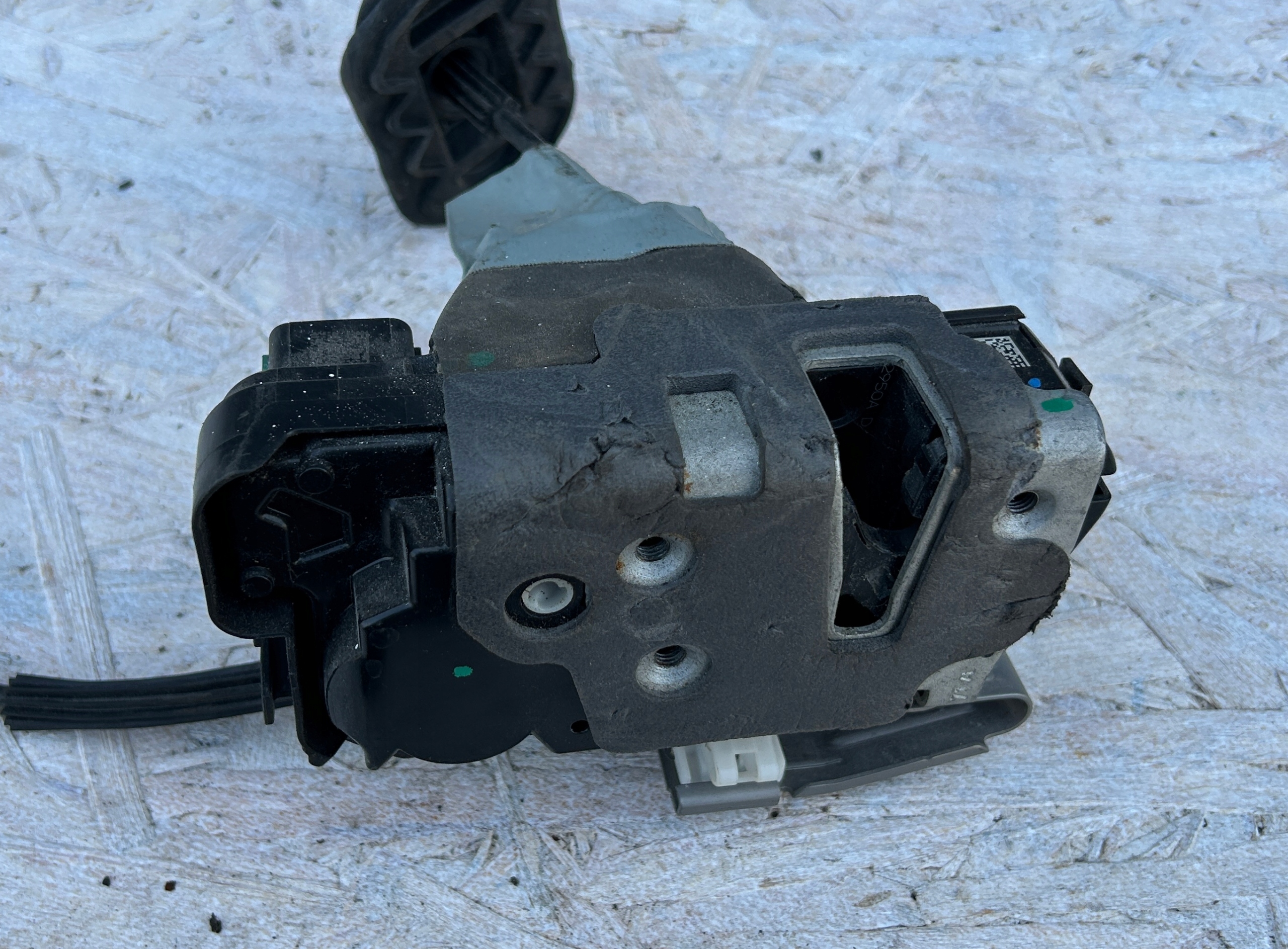 lock door left front FORD KUGA MK3 LV4B-S264A27-DD