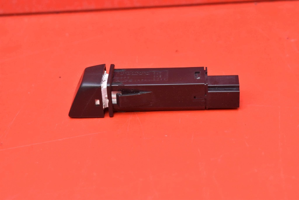 interruttore luci Luci di emergenza 9123684 VOLVO XC60 1 e 08-13