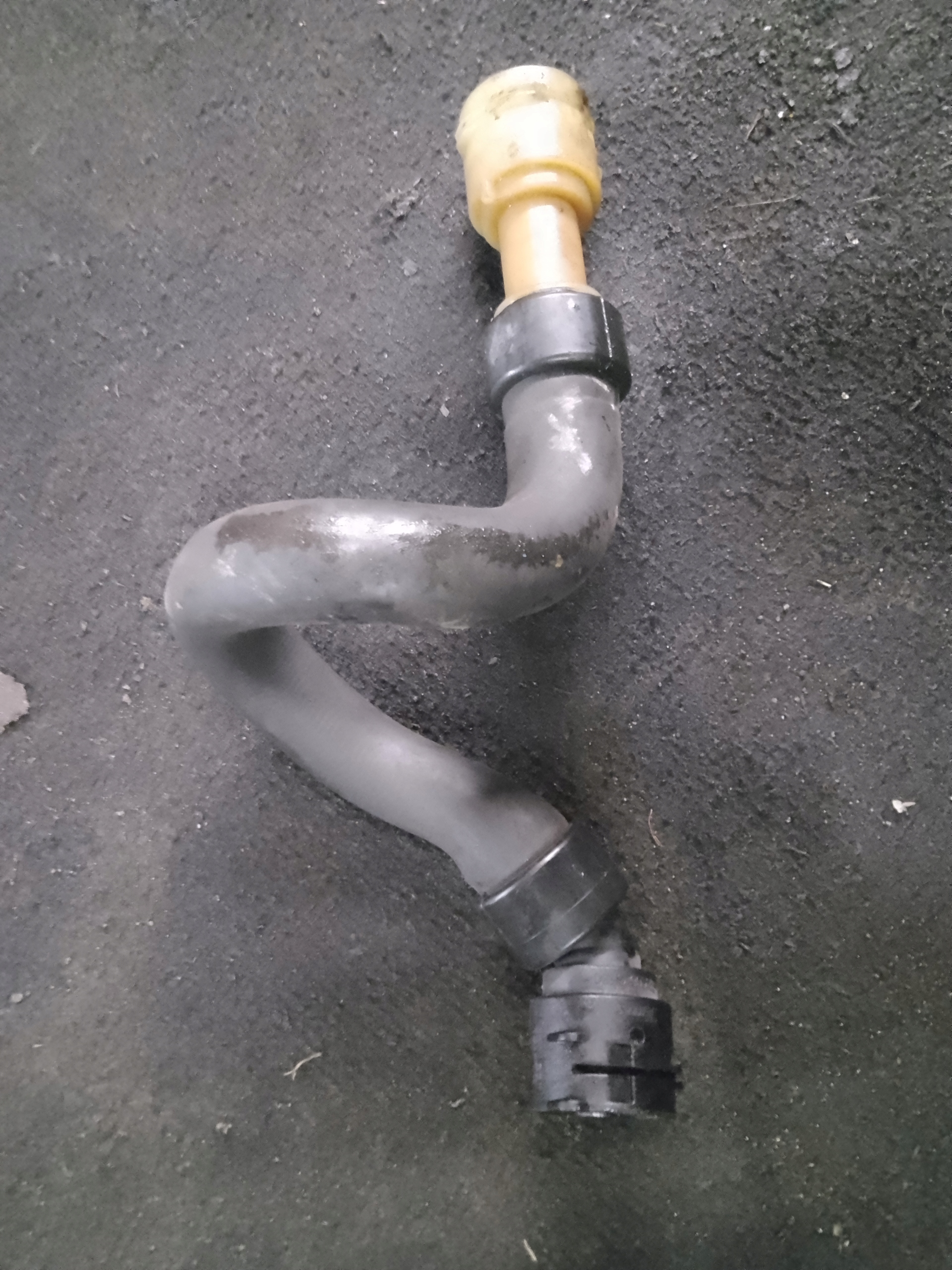 prijenos crijevo vode OPEL ASTRA J 1.6 13388318