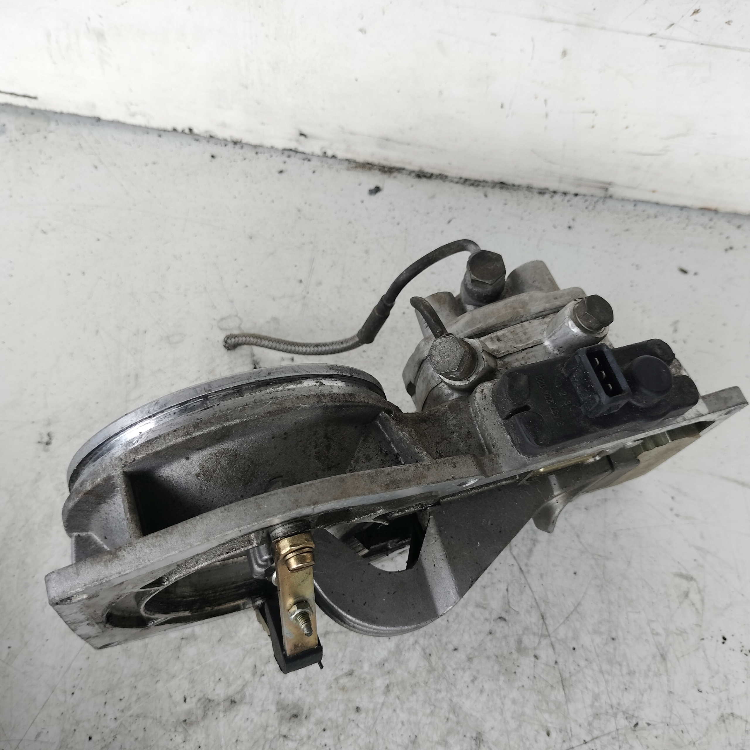 AUDI 80 B3 1.8 distributeur carburant 026133353 BOSCH