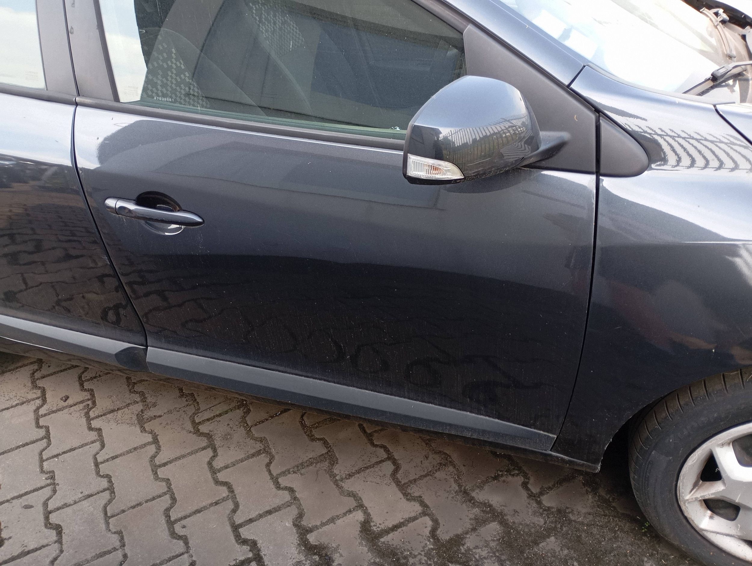 RENAULT MEGANE III 3 08- HB 5D KBI door front front right SZARE TEB66