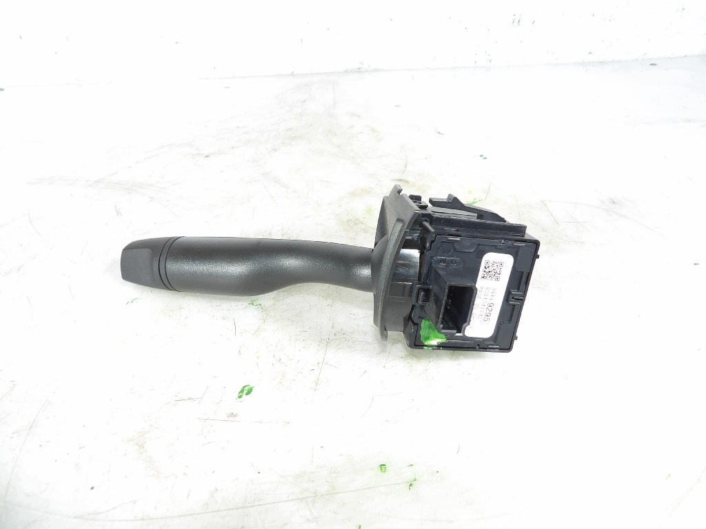Bouton Indicateurs de direction 39149295 OPEL INSIGNIA B