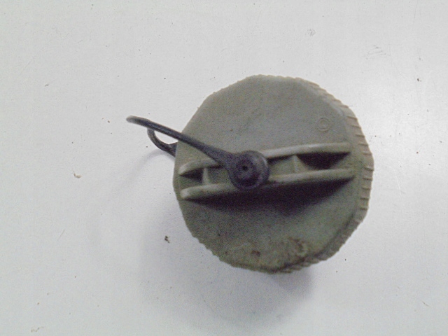 MAZDA MPV II LW KOREK WLEWU PALIWA 03-05 5D 2FL