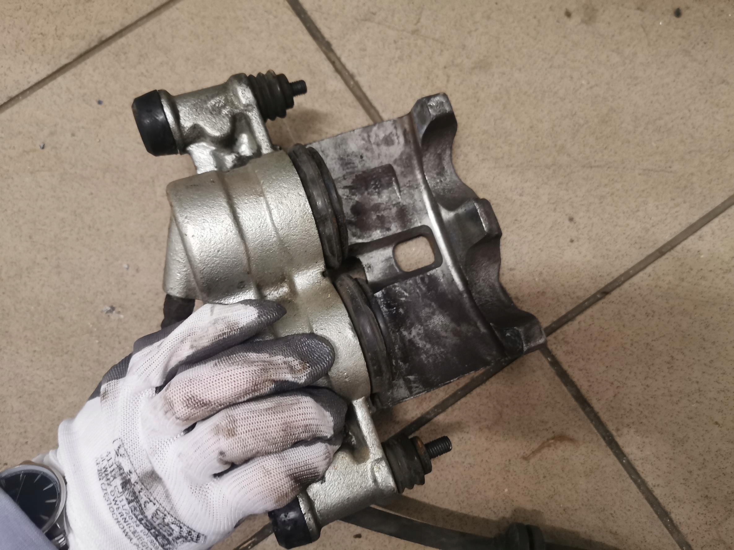 caliper brake left front CITROEN JUMPER III