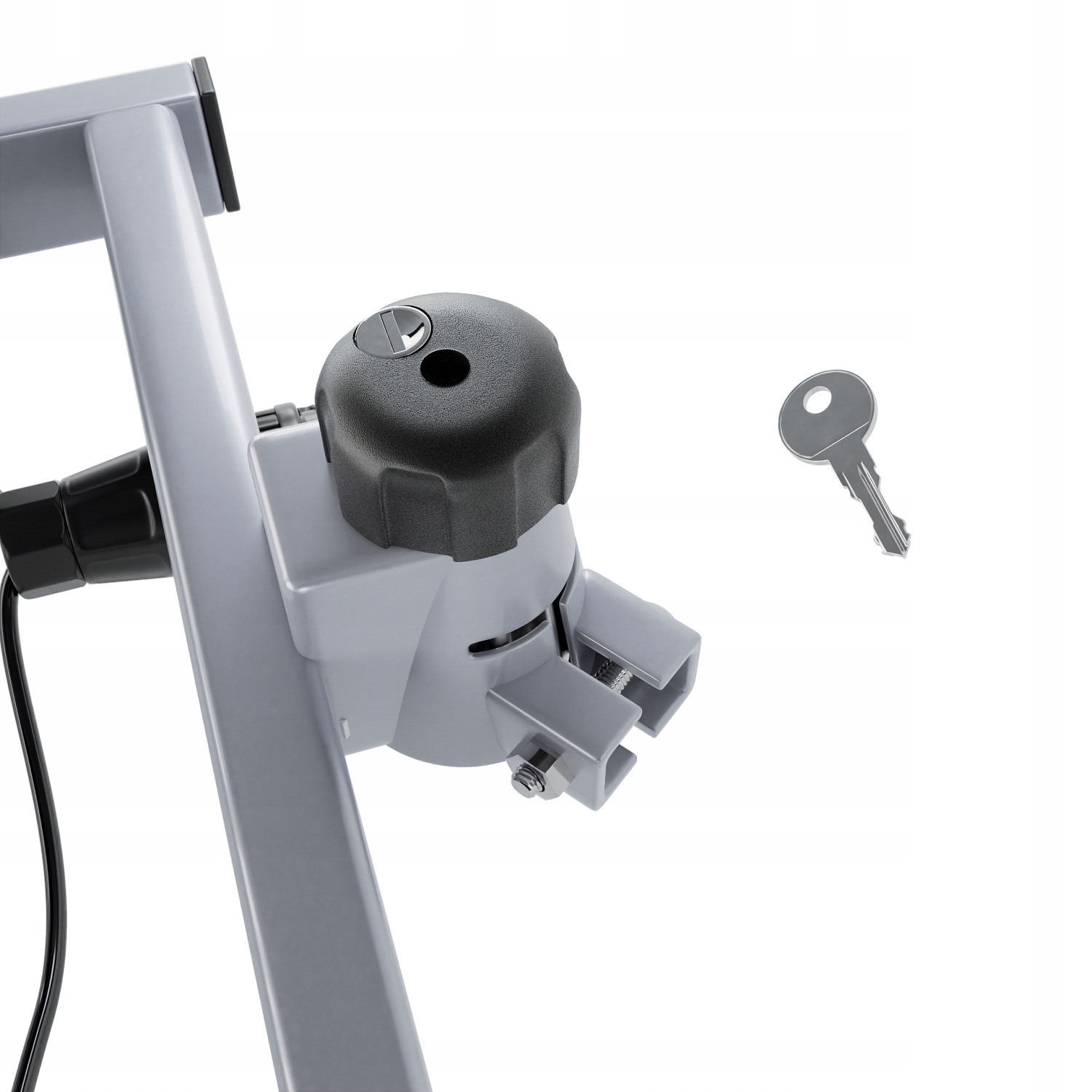 Platforma rowerowa Amos TYTAN 3 PLUS na 3 rowery Producent AMOS