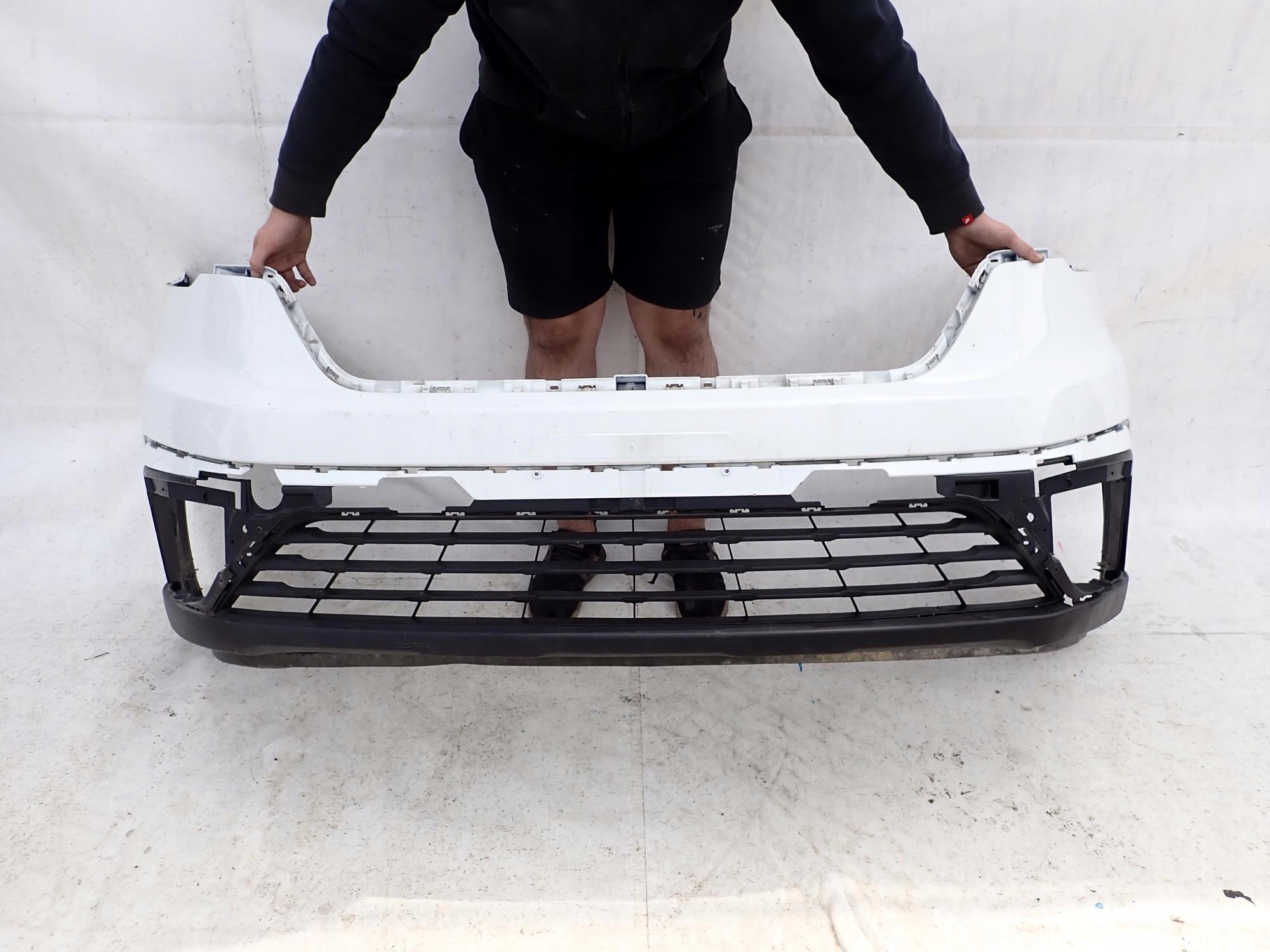 RENAULT TRAFIC III LIFT 21- bumper front front