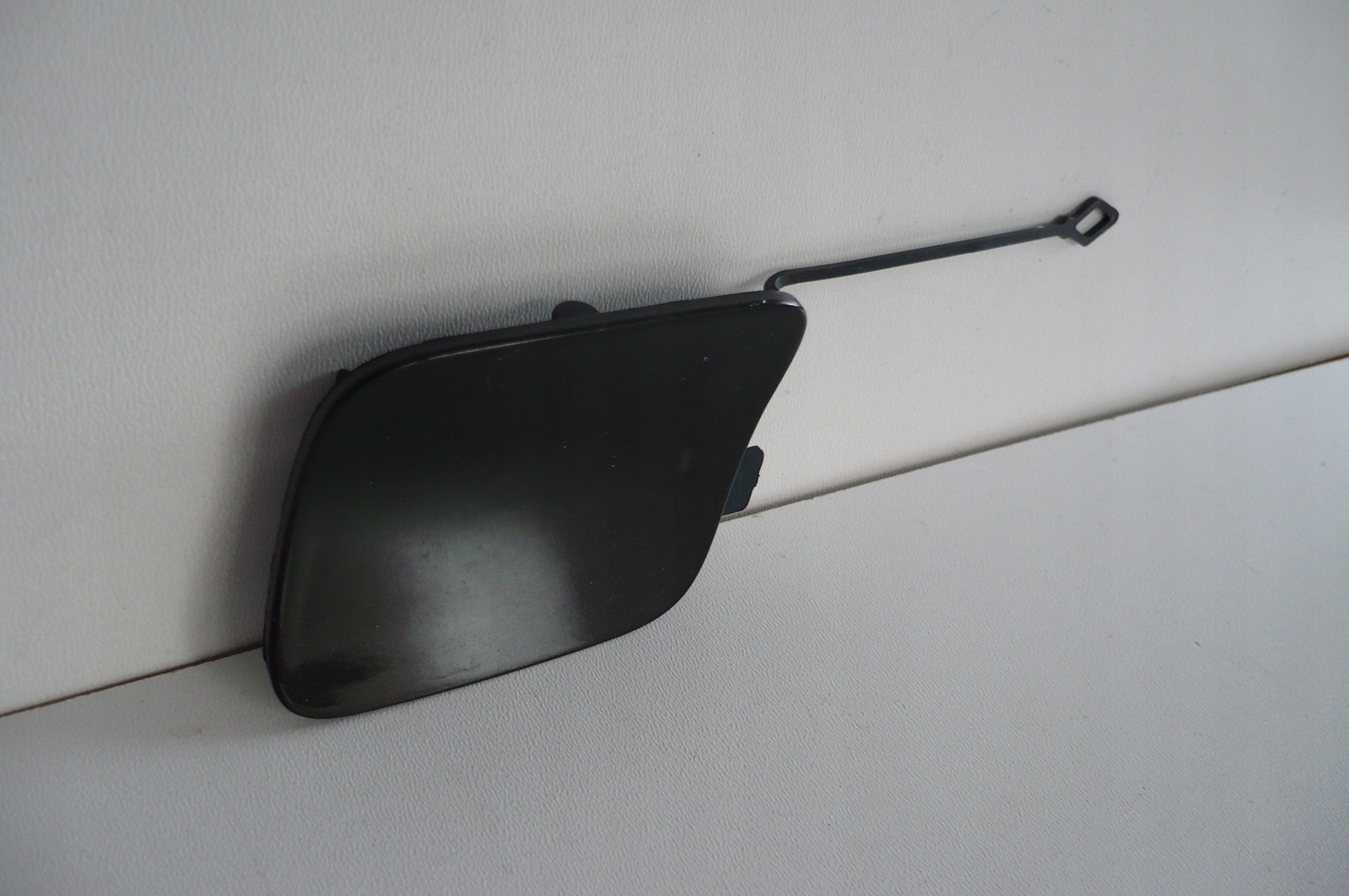 BMW X5 F15 2013- towing hook cap bumper rear part right original
