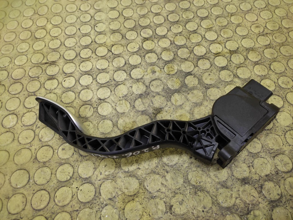 PEUGEOT 206+ 1.4 potentiometer accelerator pedal 0280755149