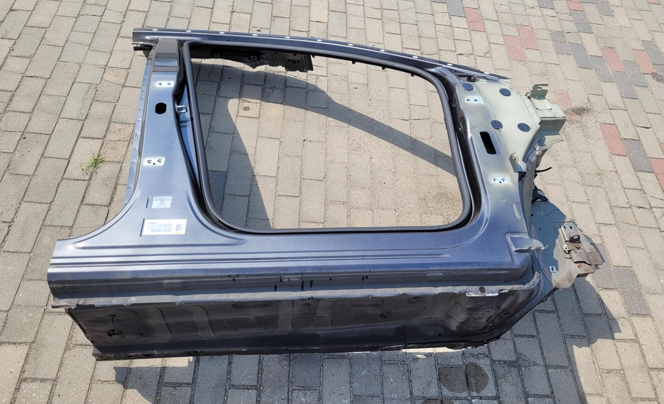 quarter front right threshold pillar right PEUGEOT 3008 II EVLC