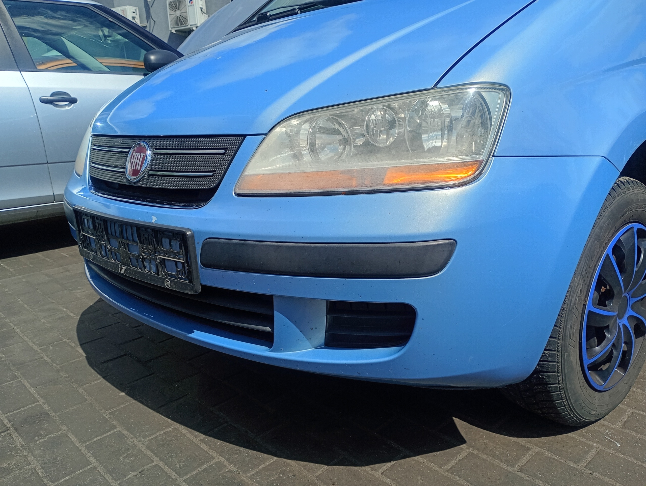 front bumper front Fiat Idea 03-12kod lakieru 792