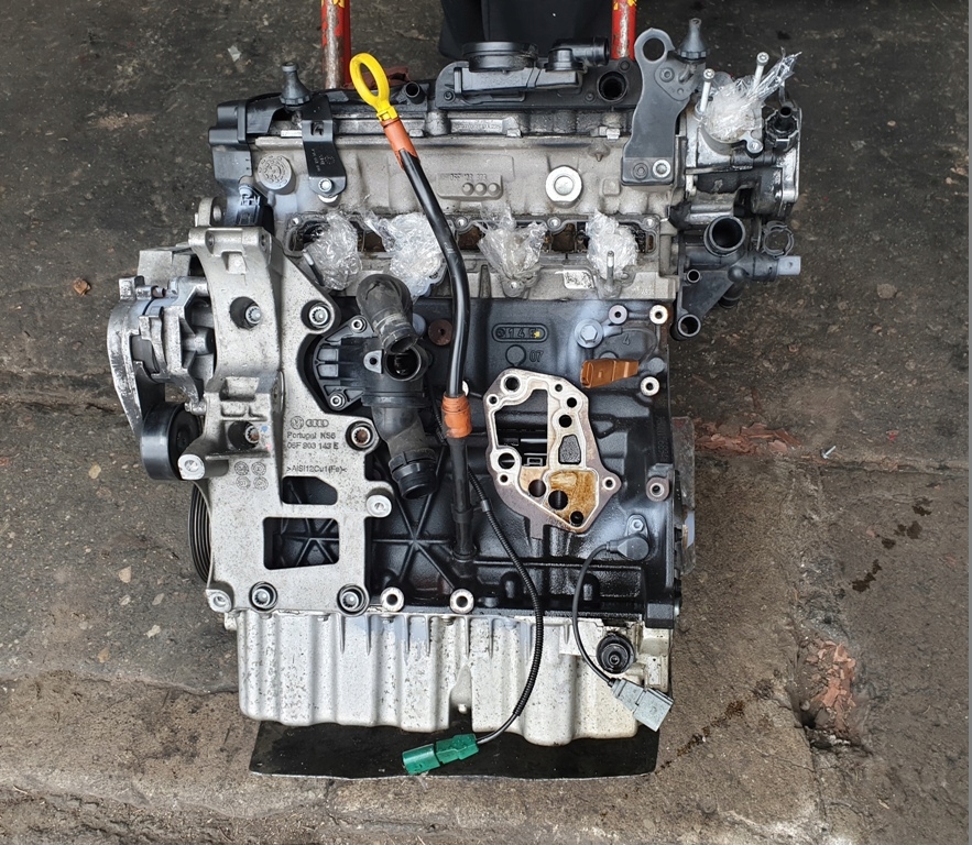 seat ALTEA xl 07r 2.0 TFSI Двигатель