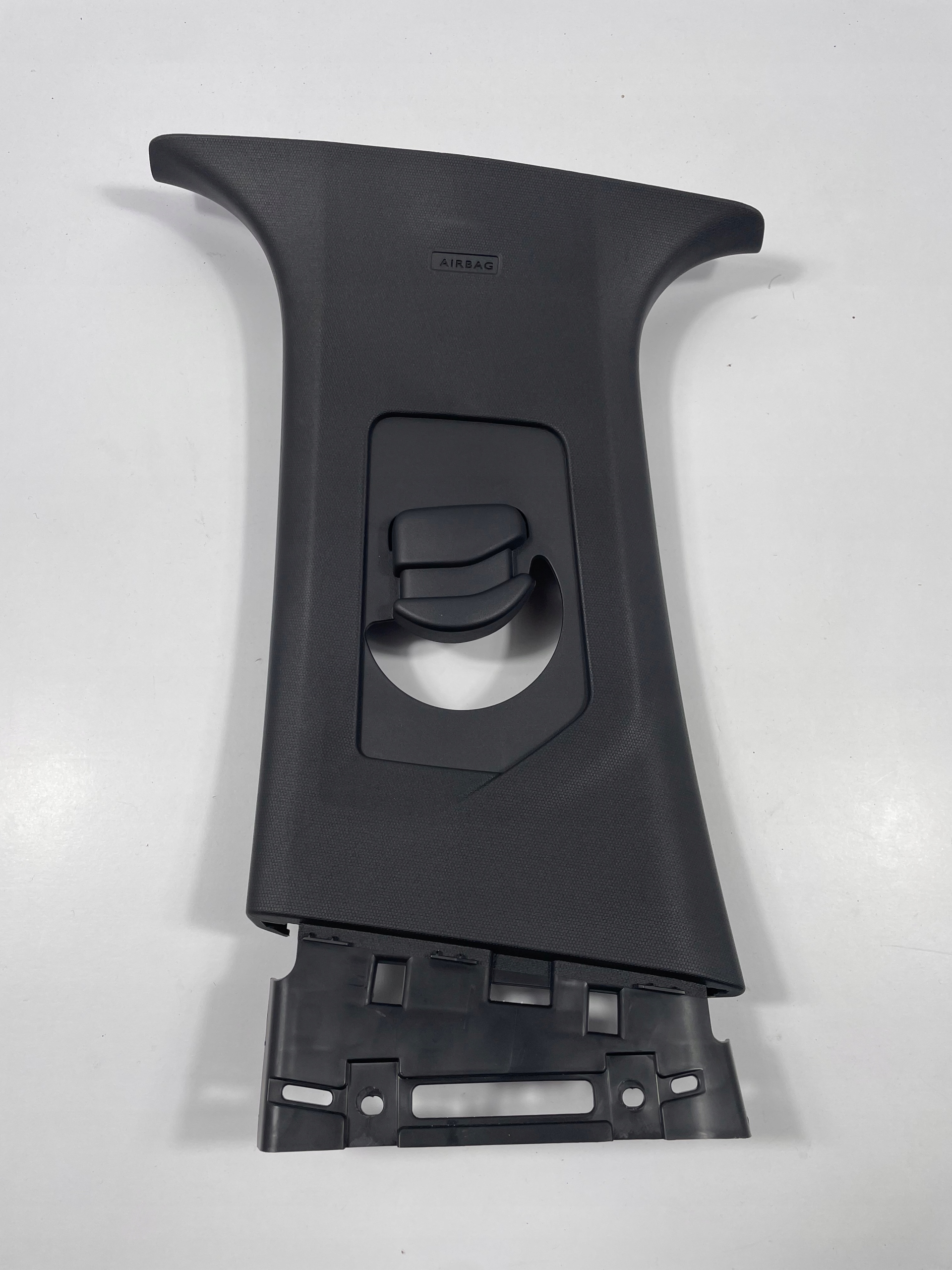 PEUGEOT 5008 II GT 9833347677 OSŁONA POSZYCIE SŁUPKA PASA LEWA