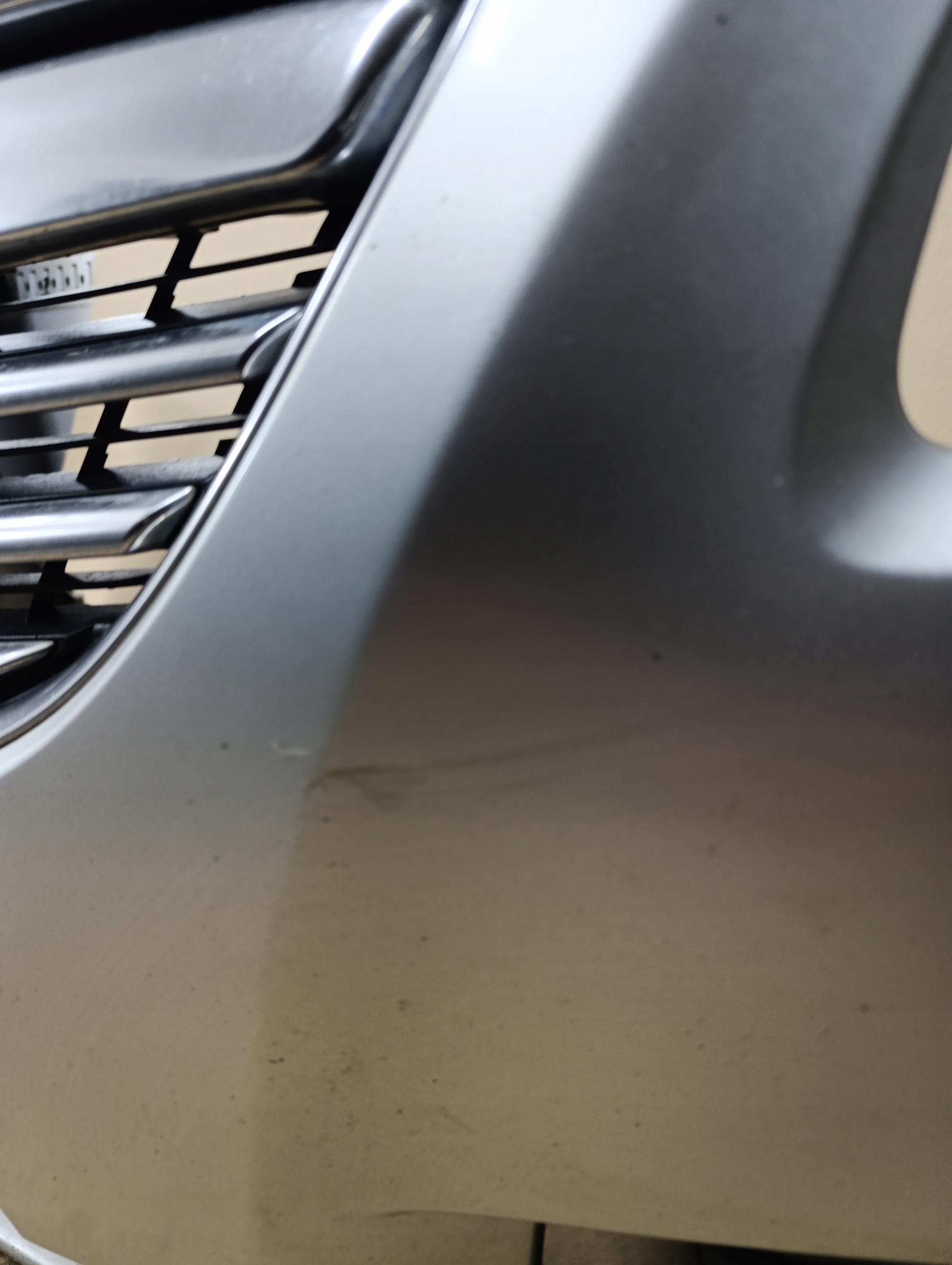 бампер передний INSIGNIA A Z176