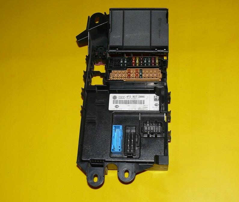 IMMOBILIZER computer control unit ignition AUDI A6 C6 3.0 TDI 220KM BMK 04-08