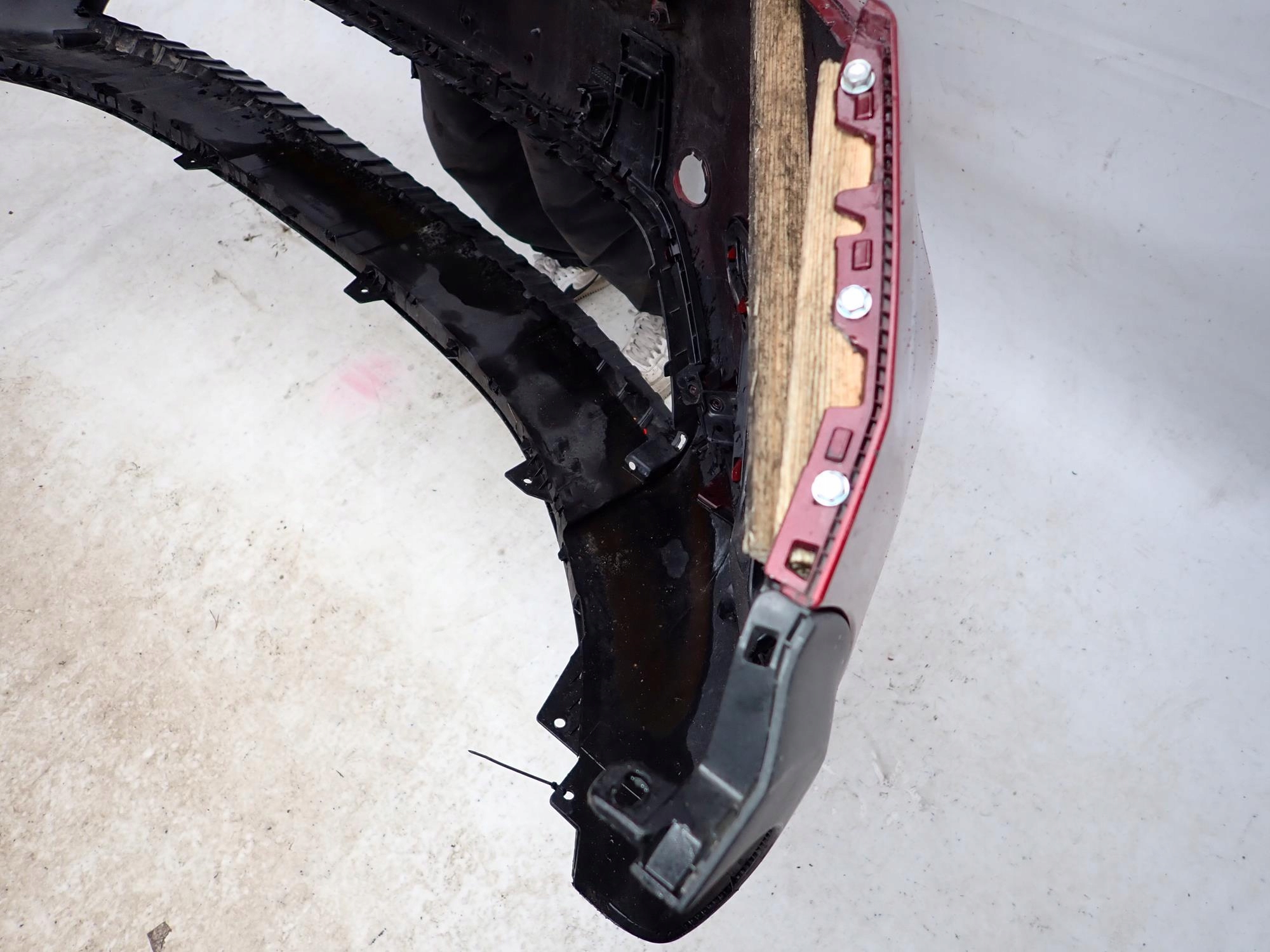 KIA NIRO and 1 LIFT 19-21 bumper front front PDC