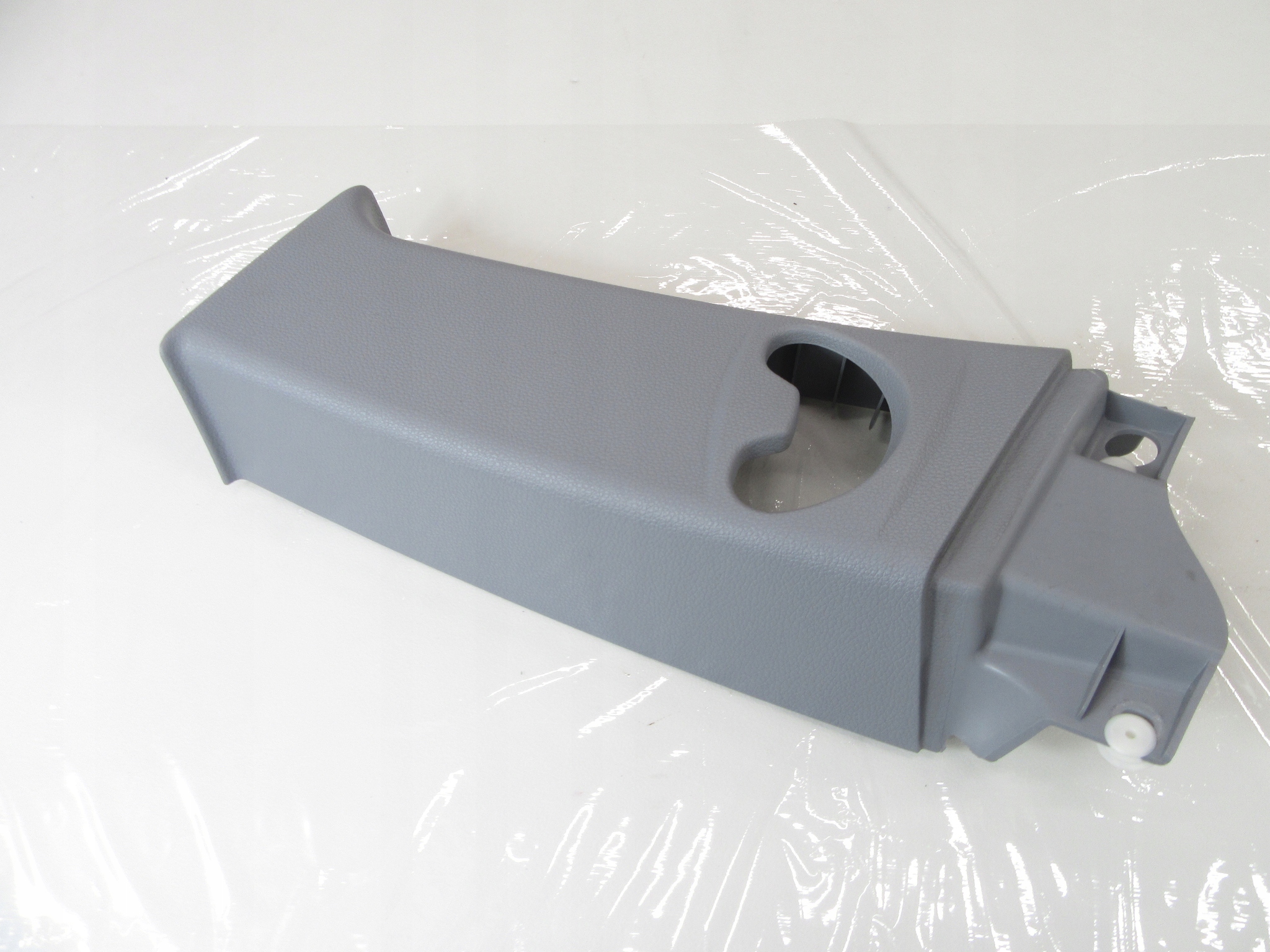 cover slupka B left front BMW e81