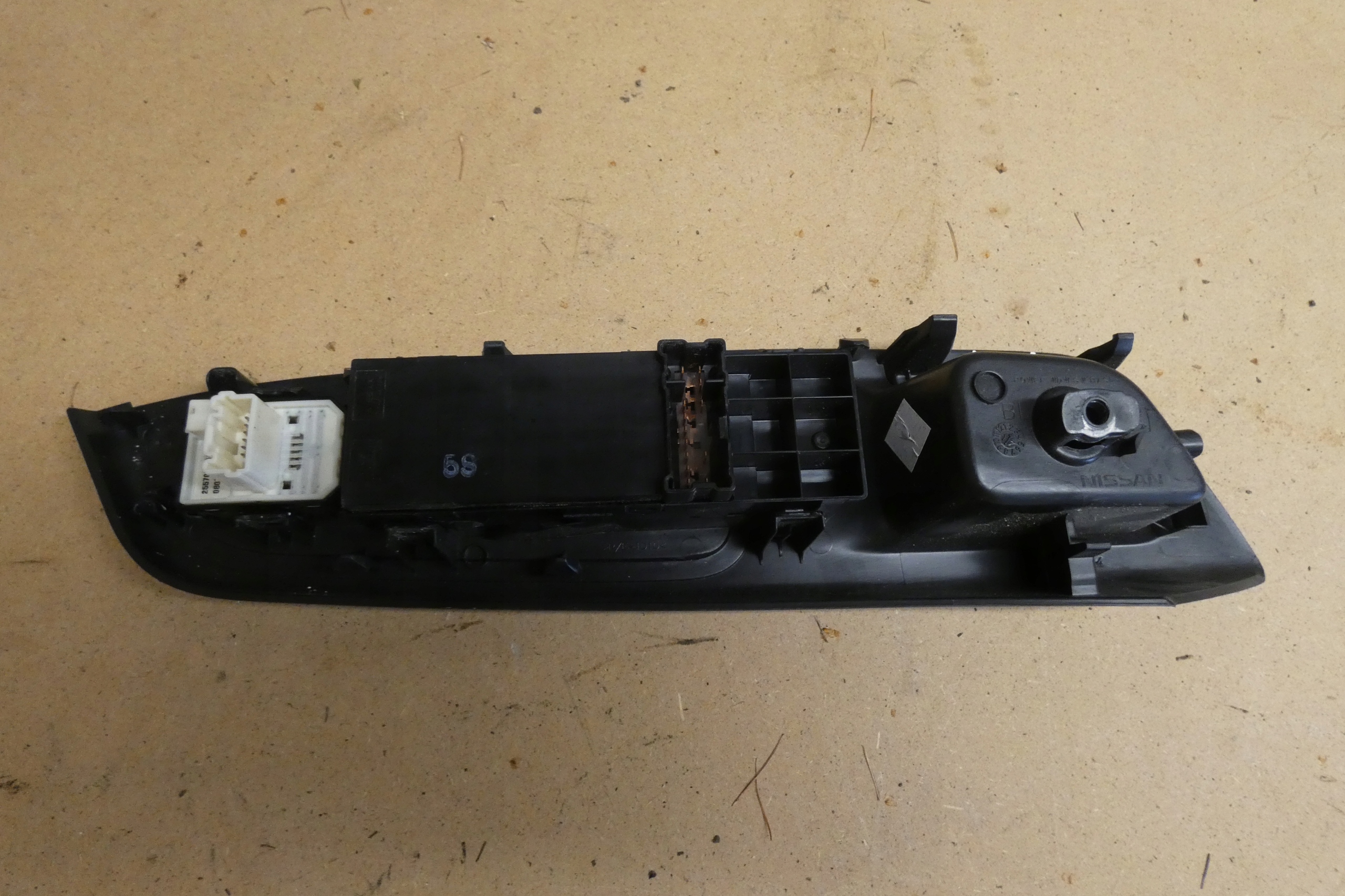 control panel front left NISSAN OE MICRA K14 809615FA1A