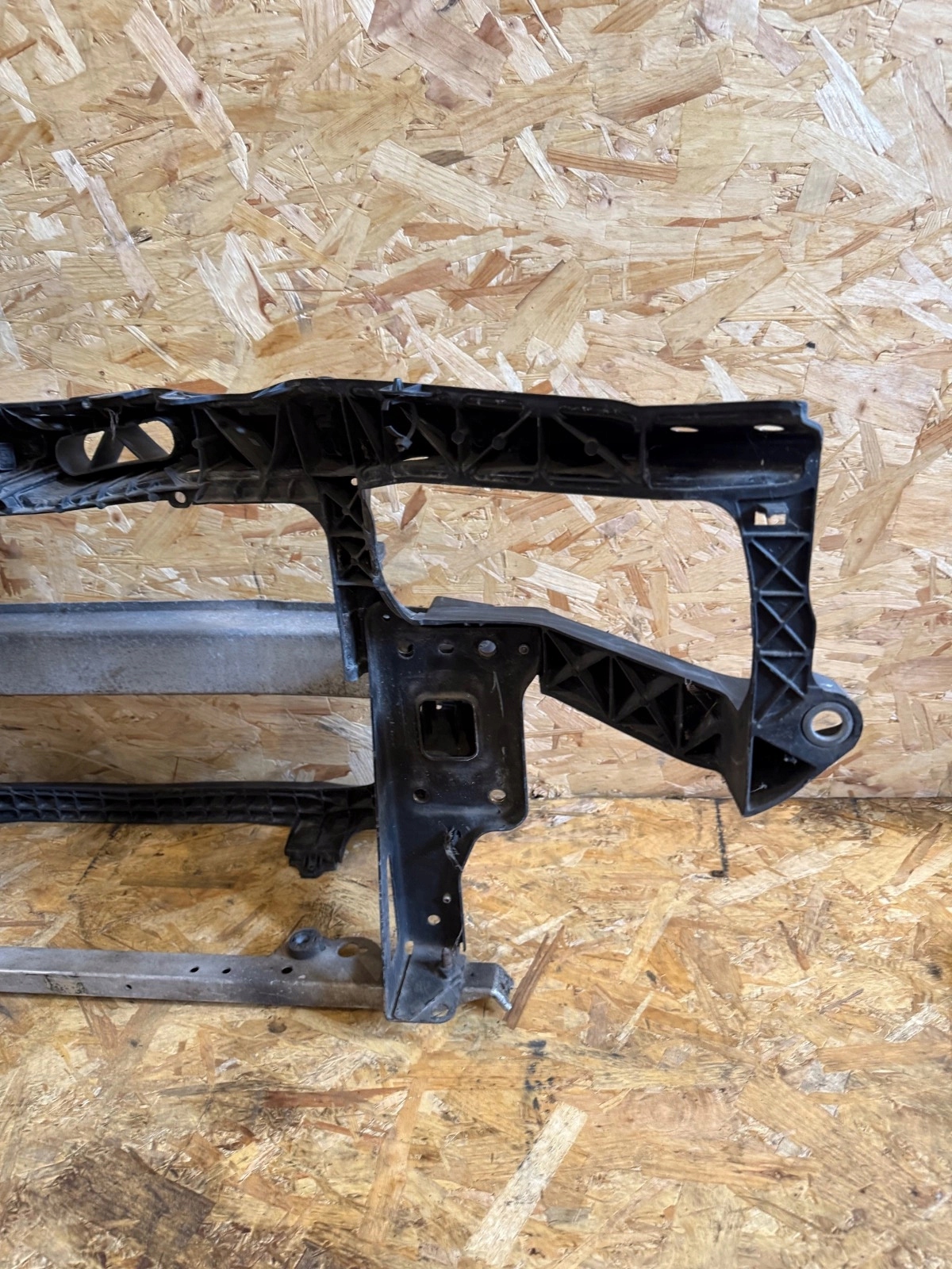 support panel for radiators pillar sider Opel Corsa D Lift
