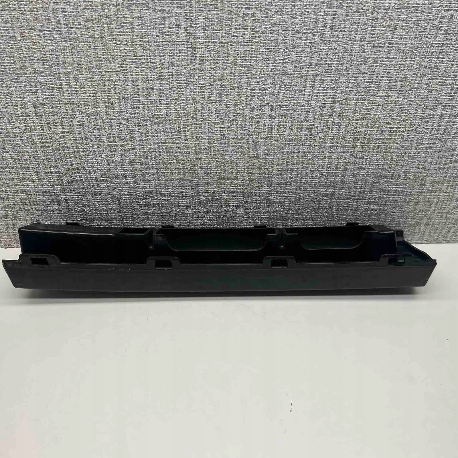 VW PASSAT B9 3J0 24- grid GRILLA right front 3J0853712 original