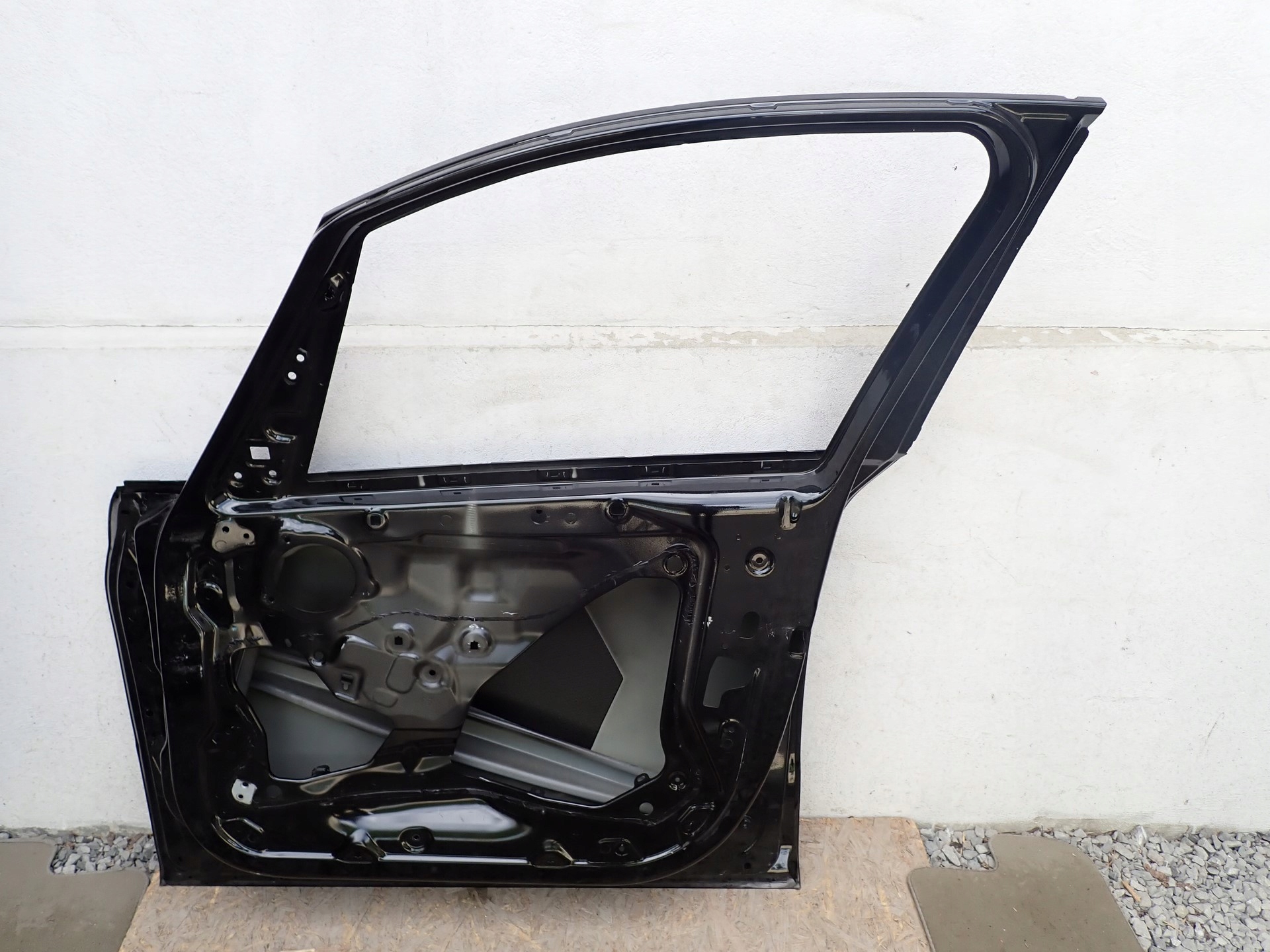 door right front front BMW 2 F45 ACTIVE TOURER