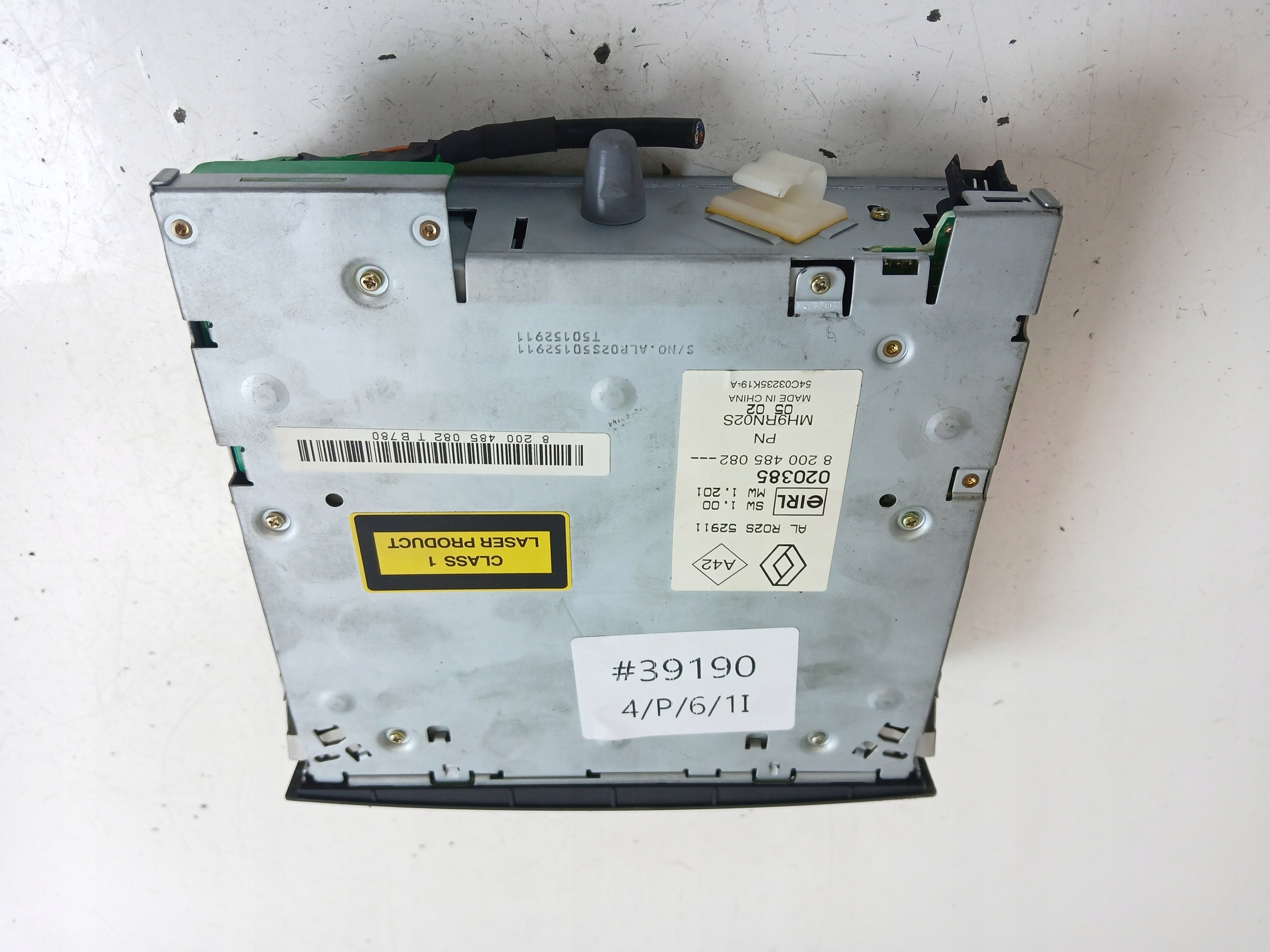 RENAULT MEGANE II changer PLYT CD 8200485082
