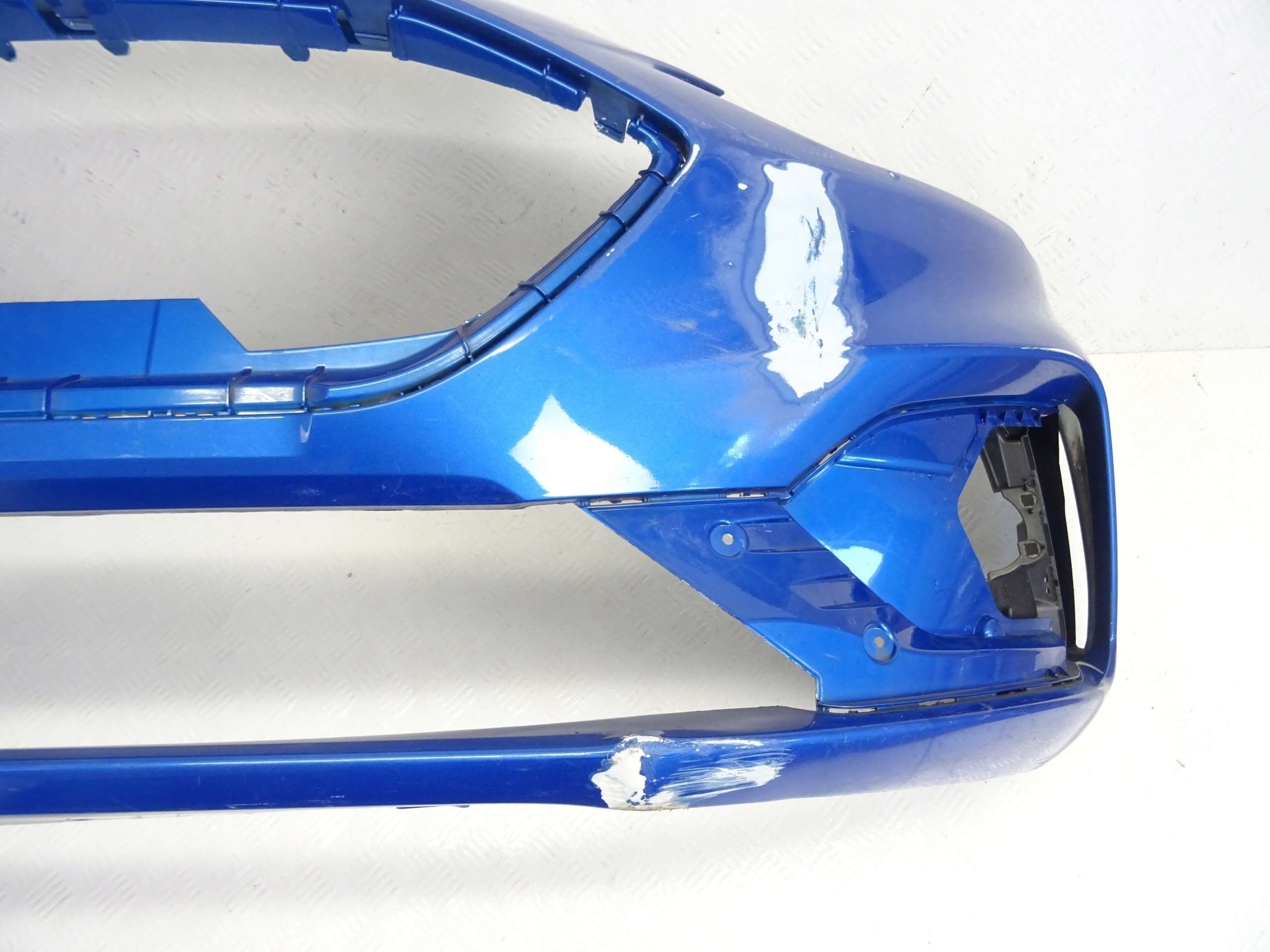 Ford Focus MK4 ST nárazník predok predný