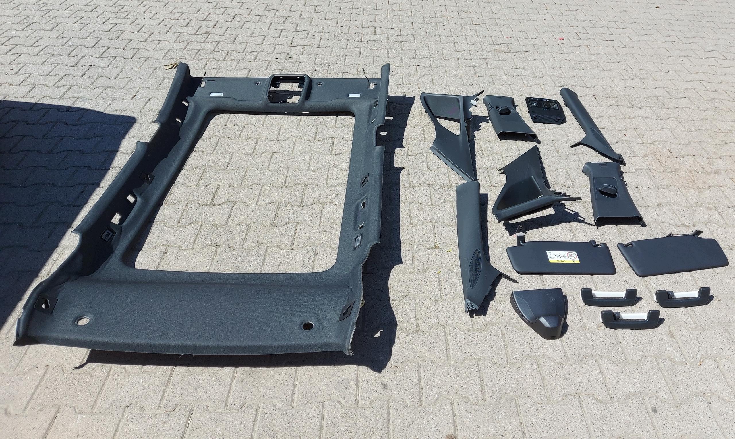 VW ID4 11A , 2024r SUV 5D CIELO INTERNO panorama plastica komplet R