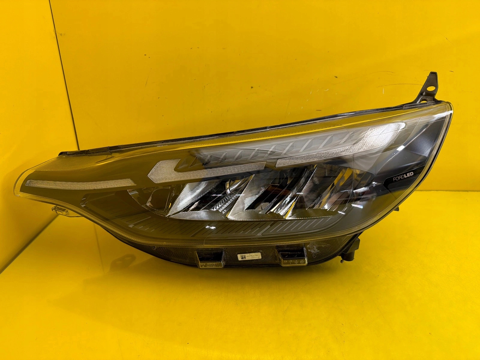 light left Ford Transit Custom II Mk2 23- PZ31-13E015-CB