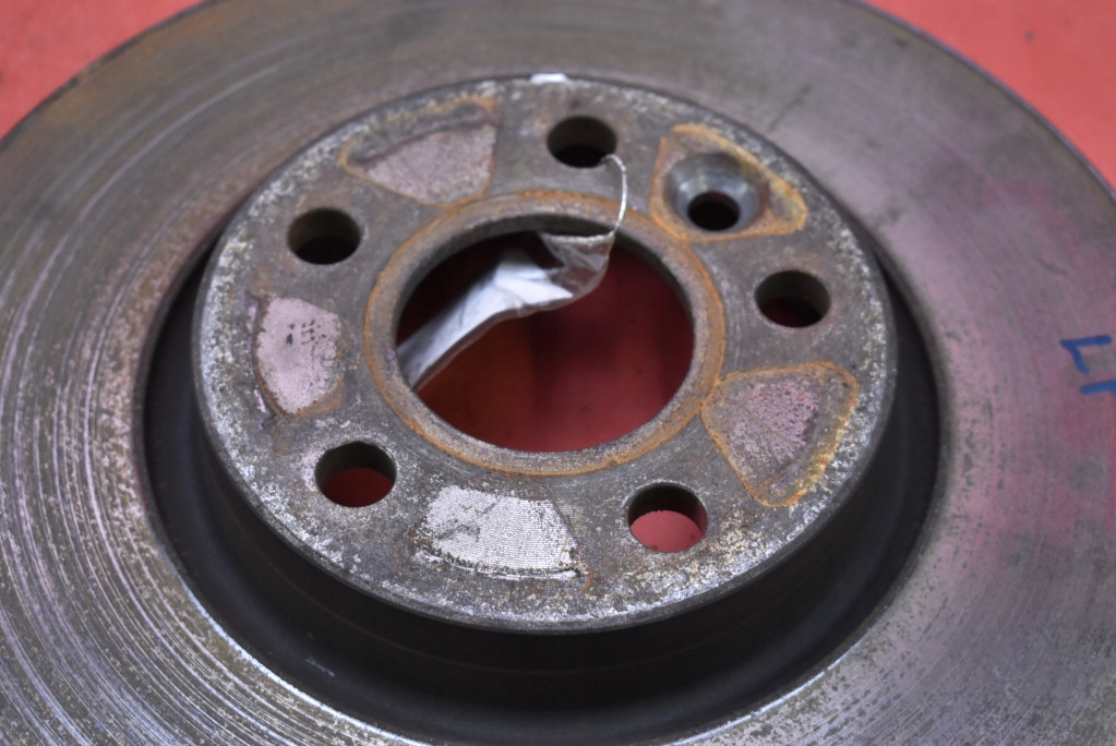 disc brake front VOLVO V60 1 and 2.0 D3 136 KM 10-13