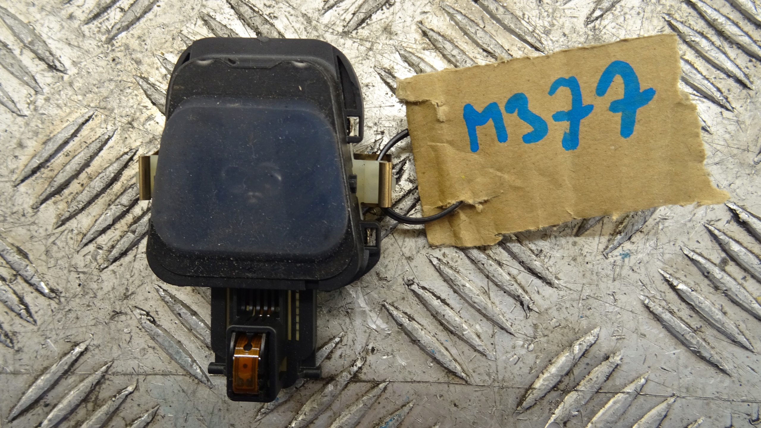 Mercedes-Benz OE A2059006615 sensor sensor rain NR M377