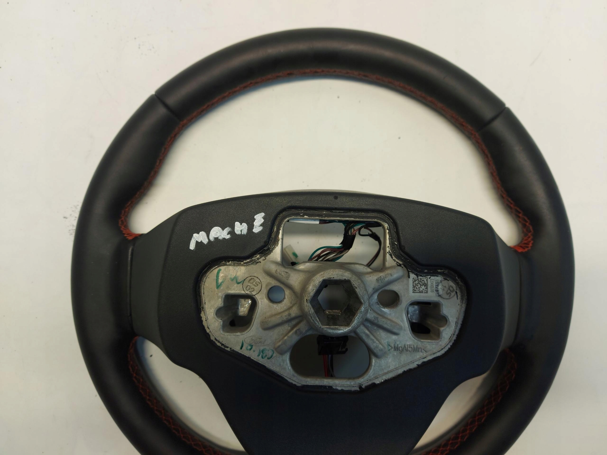 FORD MACH-E lenkrad multimedialna Leder LJ8B-3600-FJ