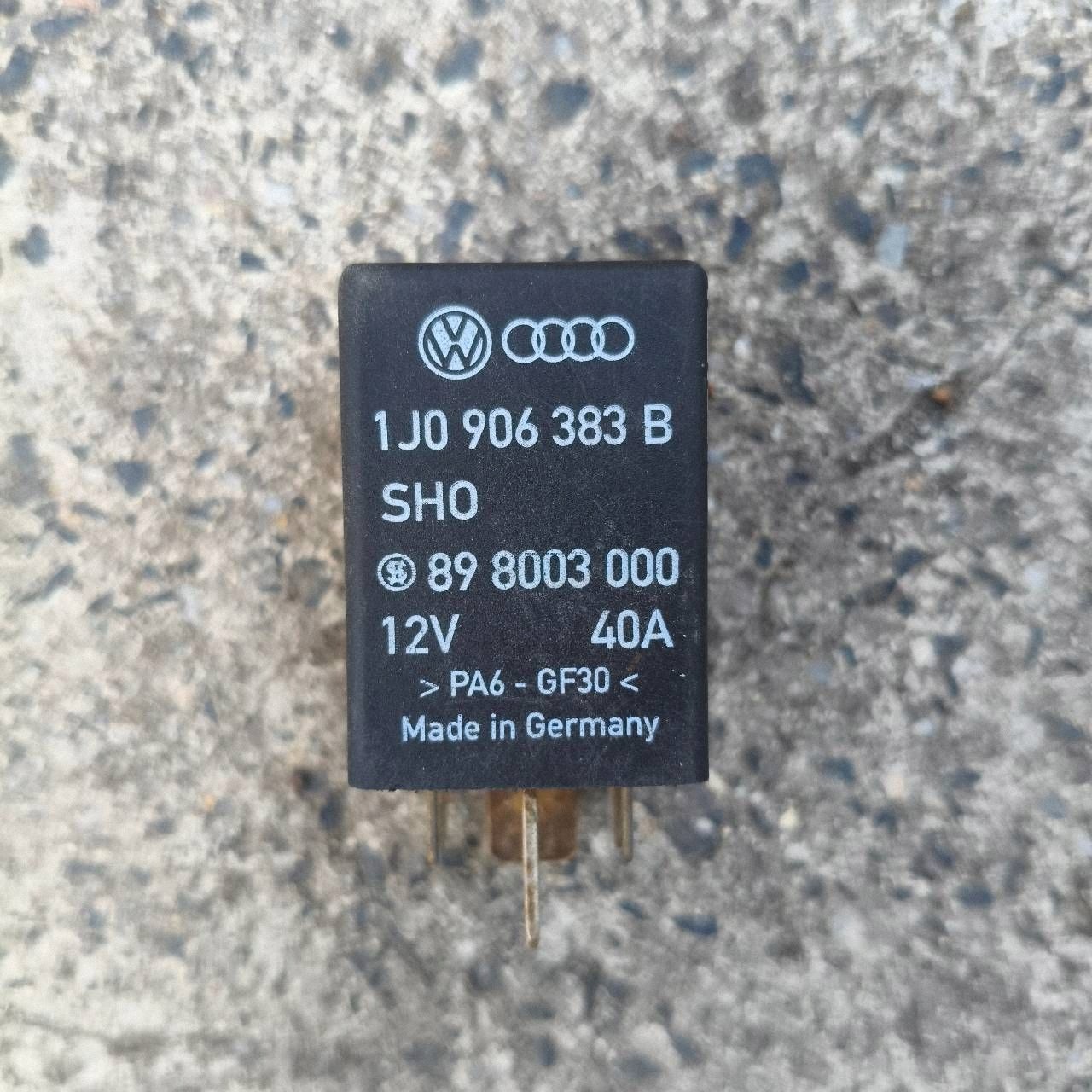 relay 409 Volkswagen Golf IV Audi A3 8-pin