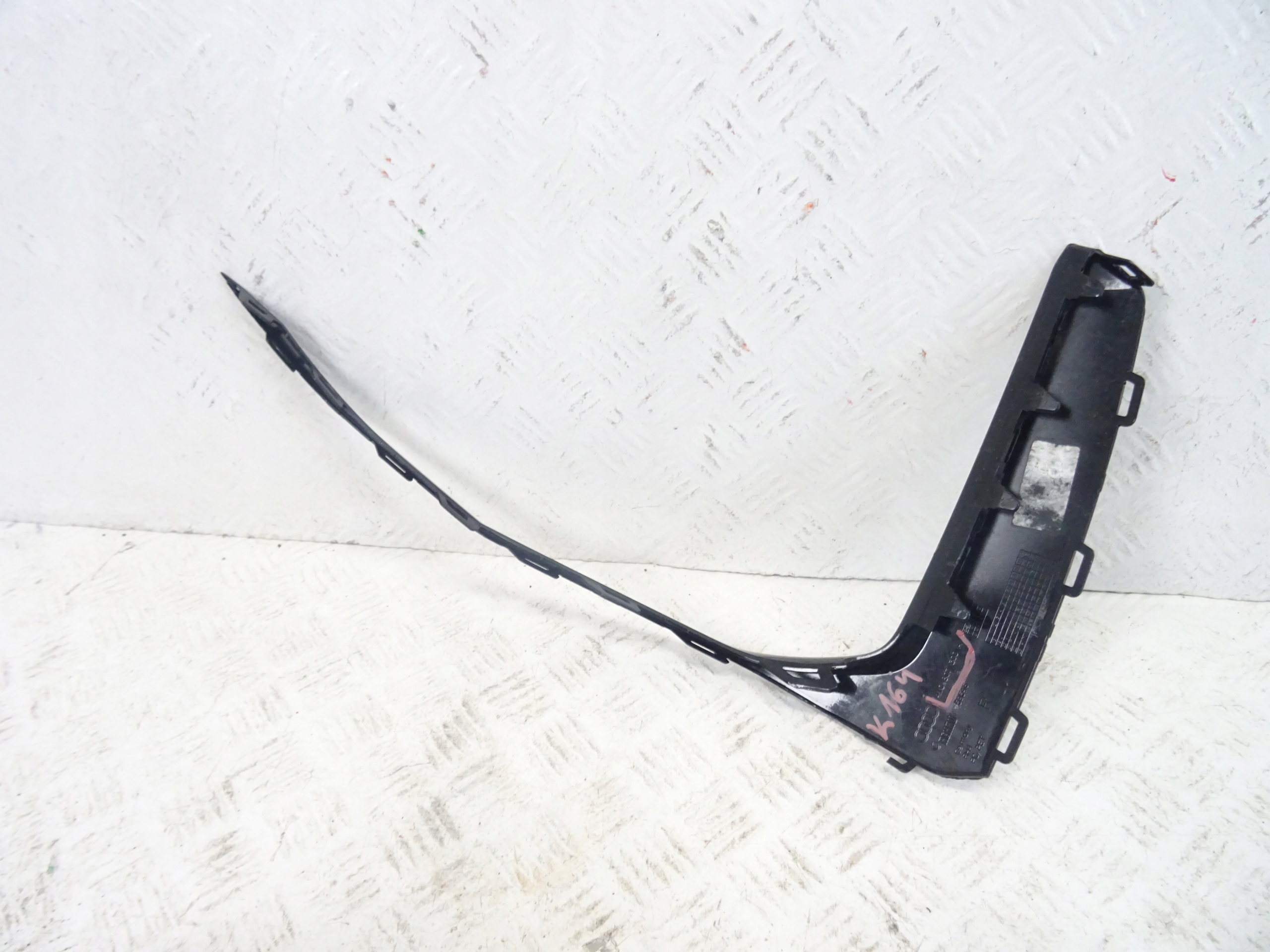 moulding of a bumper front front right AUDI Q7 4M0 LIFT S-LINE 4M0807300A