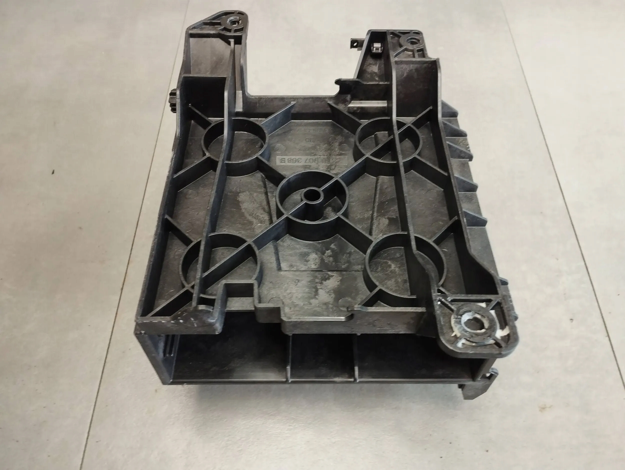 Audi A5 Sportback 8TA bracket holder 8T0907368B