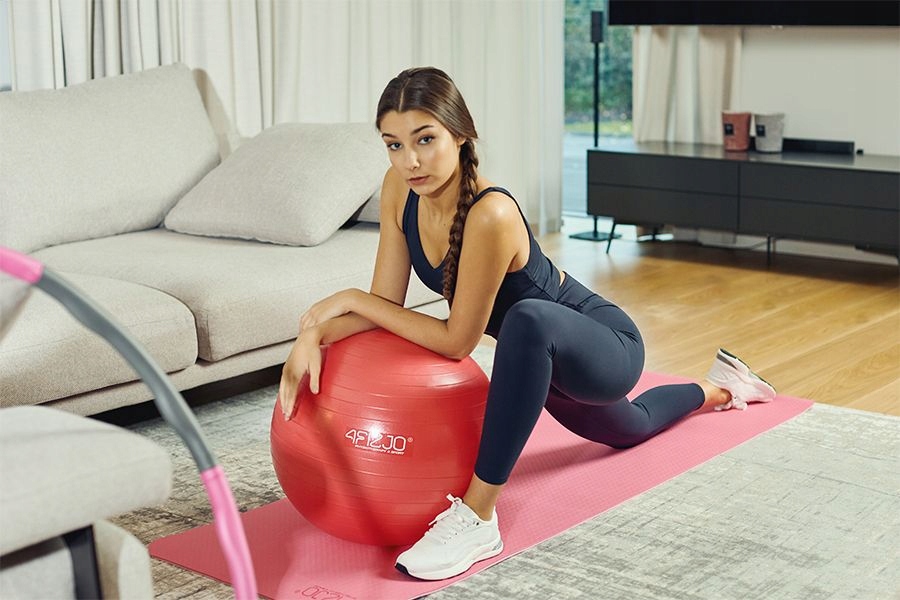 PIŁKA GIMNASTYCZNA REHABILITACYJNA FITNESS W ZESTAWIE Z POMPKĄ 55 CM Model 5907222931509