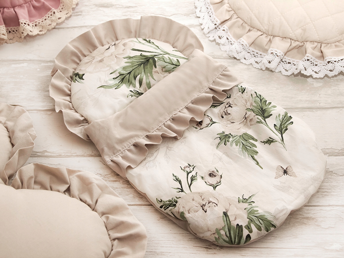 NOSIDEŁKO 45cm z POŚCIELĄ dla lalek ( BEZ LALKI ) Marka Pozostałe