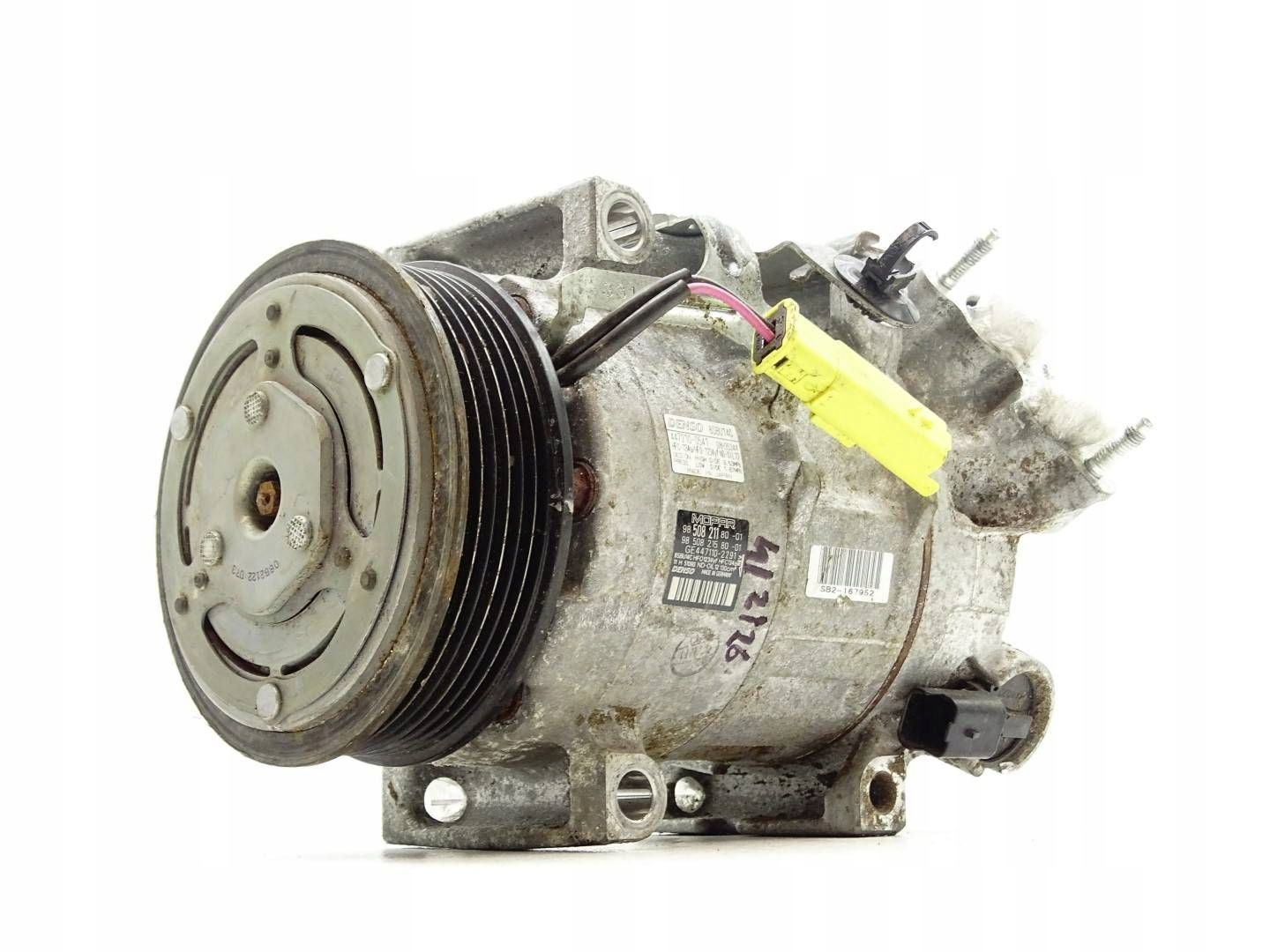 compressor; compressor of the air conditioning OPEL MOKKA B 4472100541