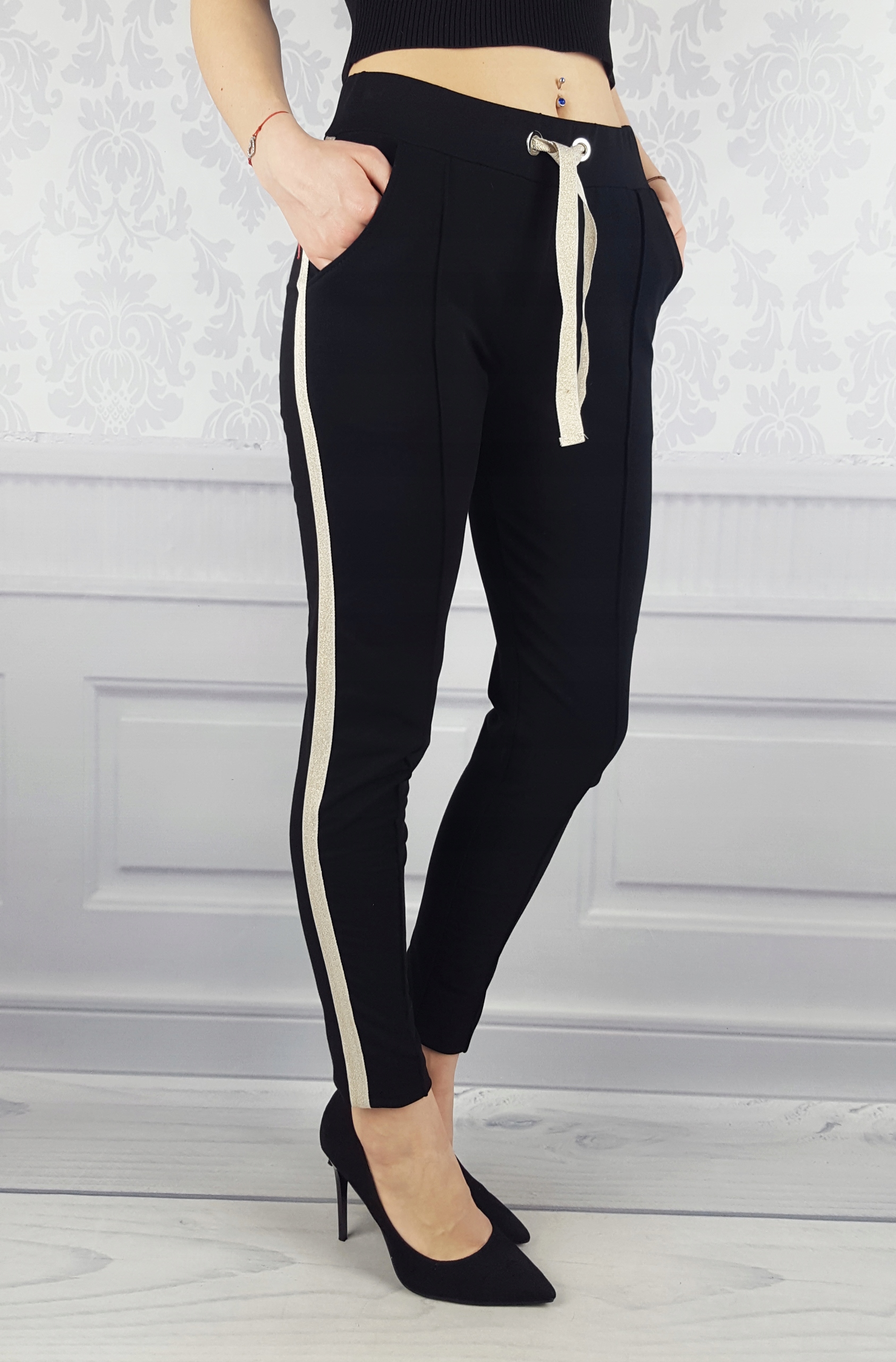 #STYLOWE DAMSKIE SPODNIE Dresowe Lampasy - Black 3 Materiał dominujący bawełna