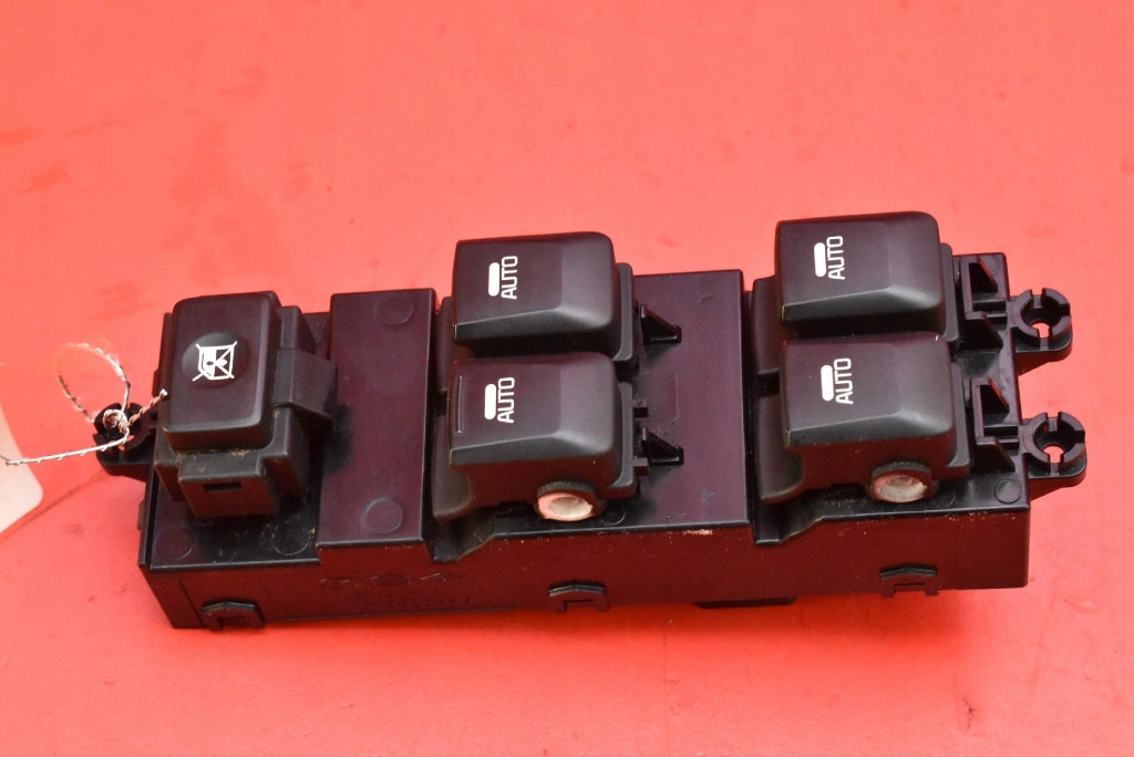 control panel of the window EU 93570-A2000 KIA CEED 2 II 1.6 CRDI 128 KM 12-15