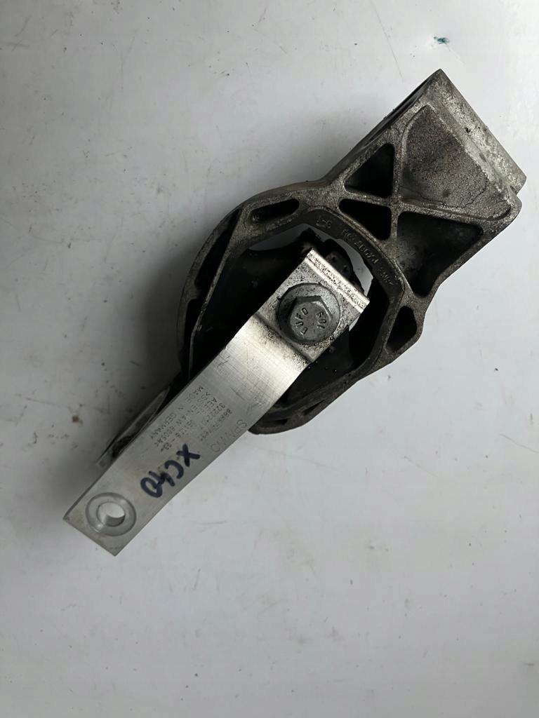 holder engine mount lower VOLVO XC40 2.0 D4 32222107 #SM